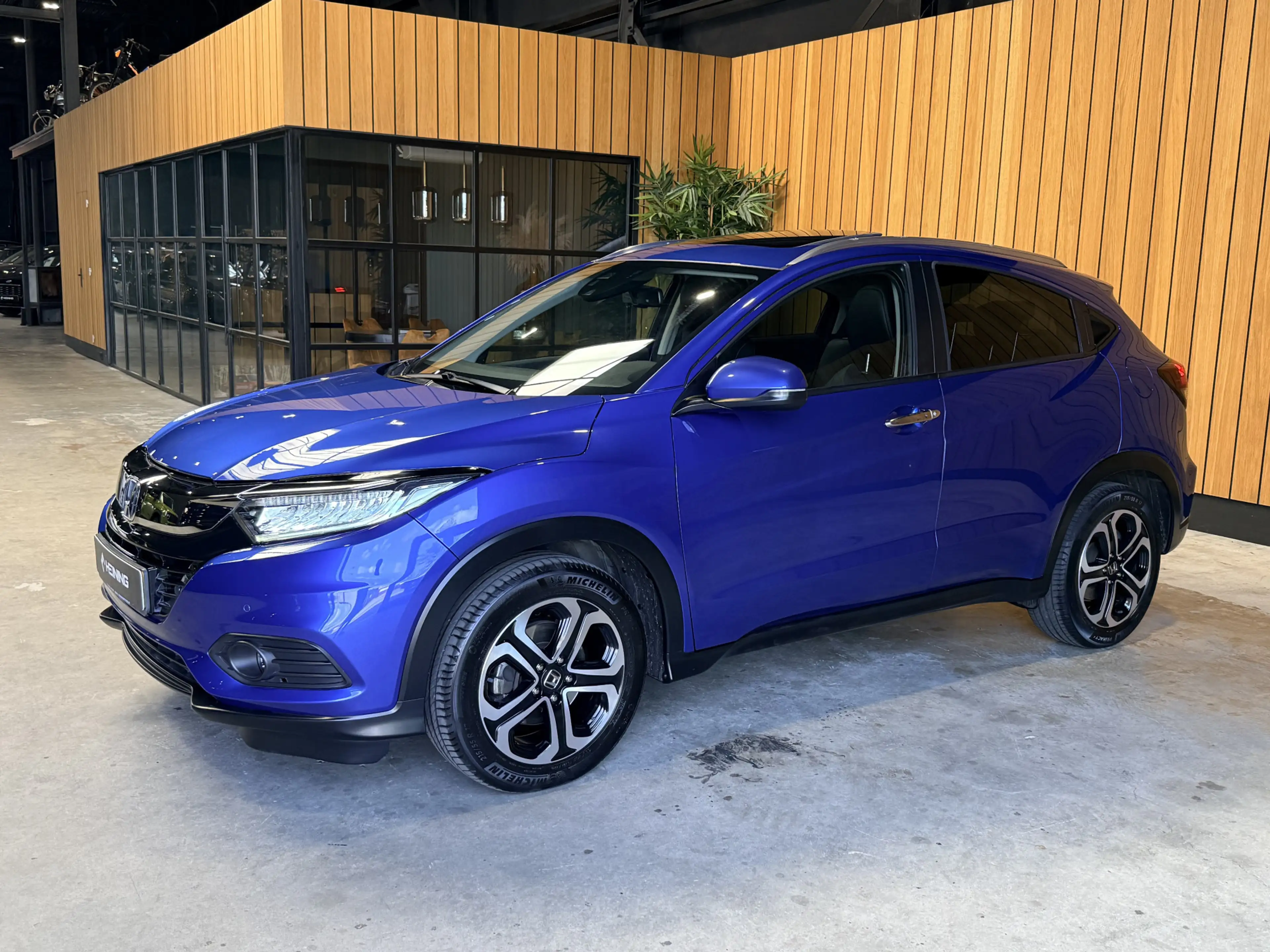 Honda HR-V 1.5 i-VTEC Executive Automaat. Pano. Camera. Nav.