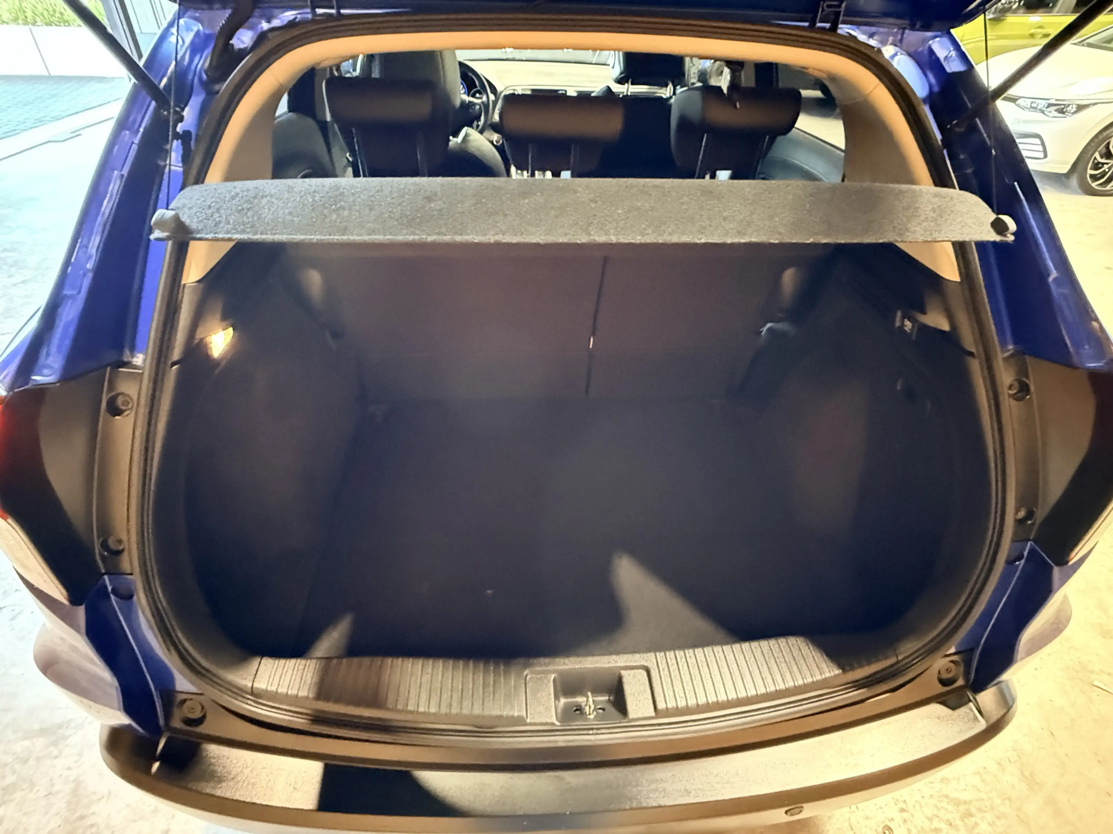 Honda HR-V 1.5 i-VTEC Executive Automaat. Pano. Camera. Nav. — photo 10