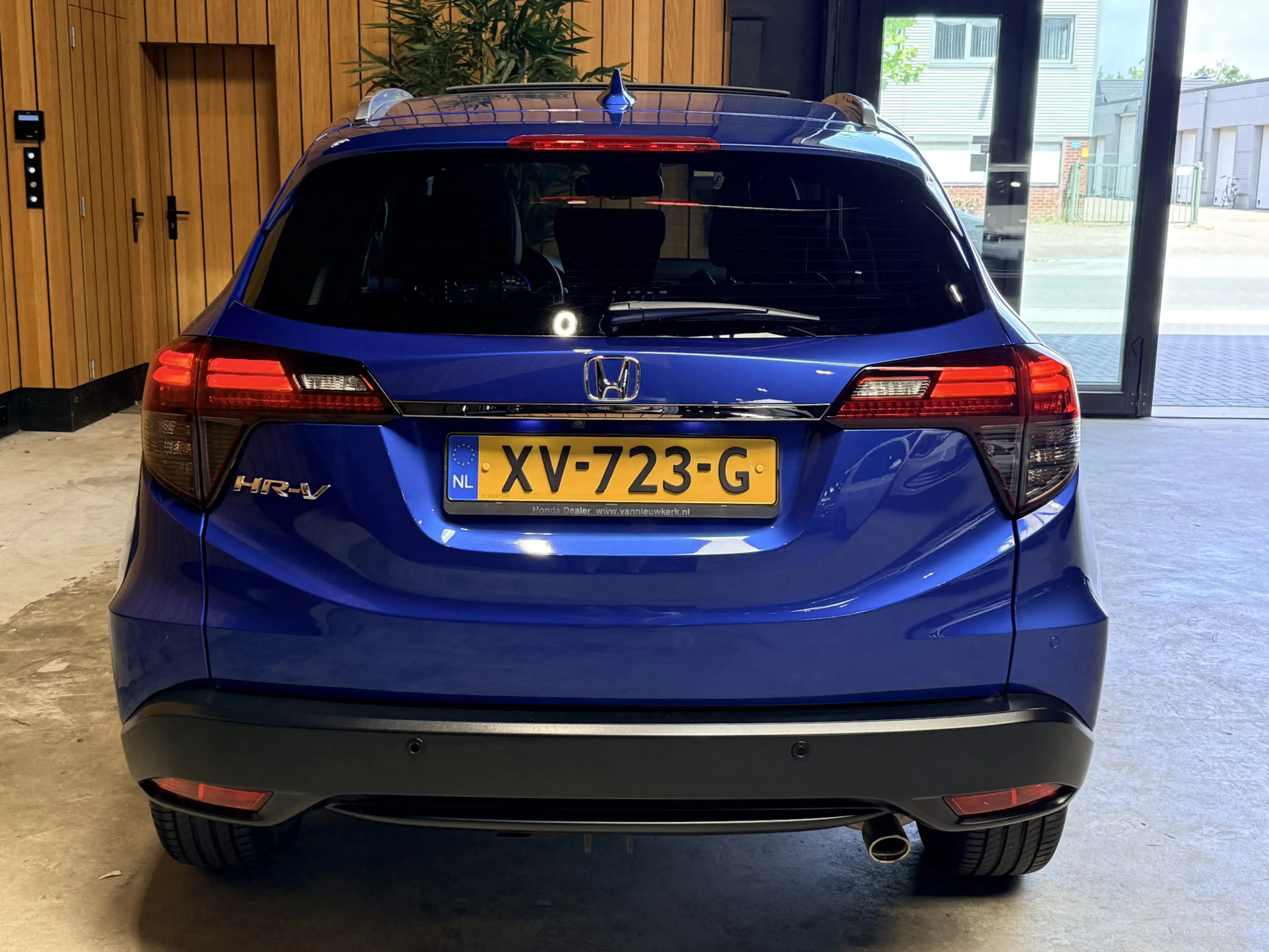 Honda HR-V 1.5 i-VTEC Executive Automaat. Pano. Camera. Nav. — photo 36