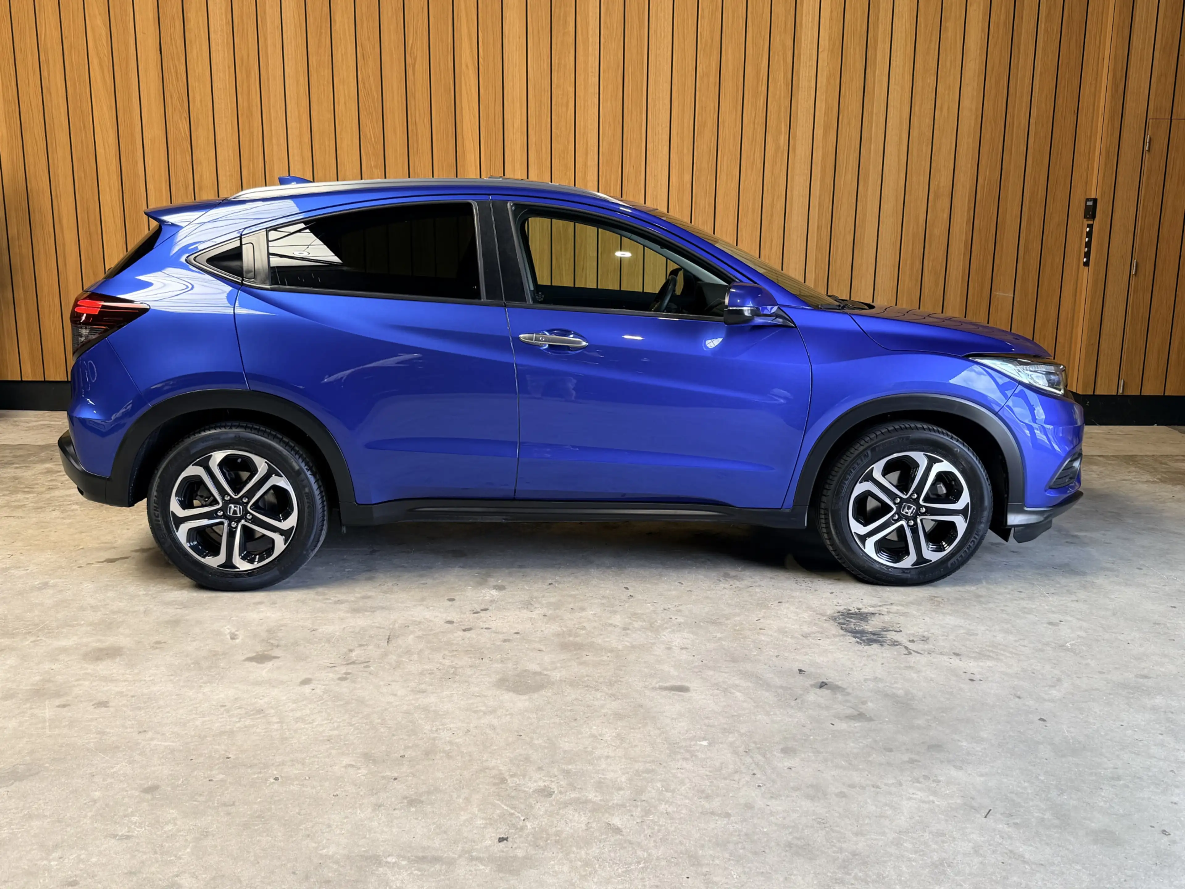 Honda HR-V 1.5 i-VTEC Executive Automaat. Pano. Camera. Nav. — photo 6