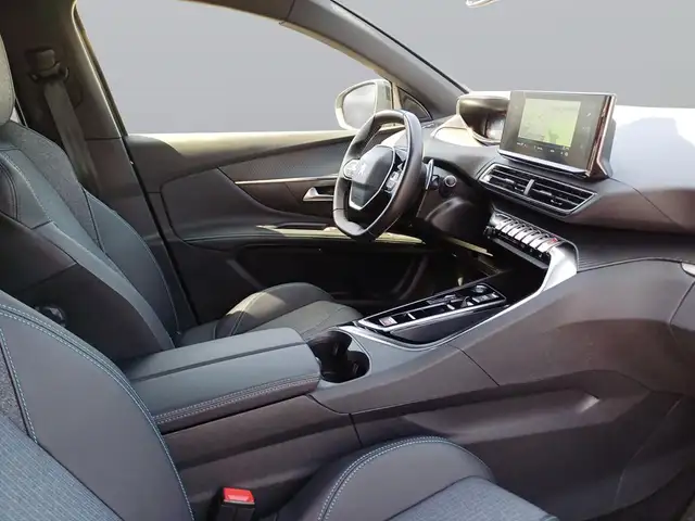 Peugeot 5008 view 11