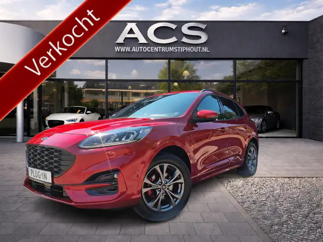 2022 Ford Kuga in Red for sale