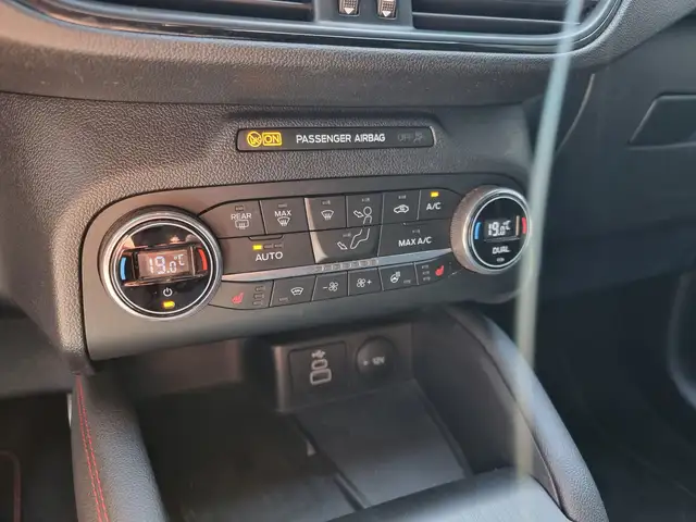 Ford Kuga view 24