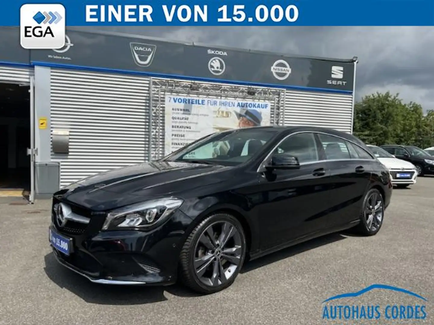 Mercedes-Benz CLA 180 URBAN NAVI*BTH*LED* EASYPACK*PTS*ALU Schwarz - 1