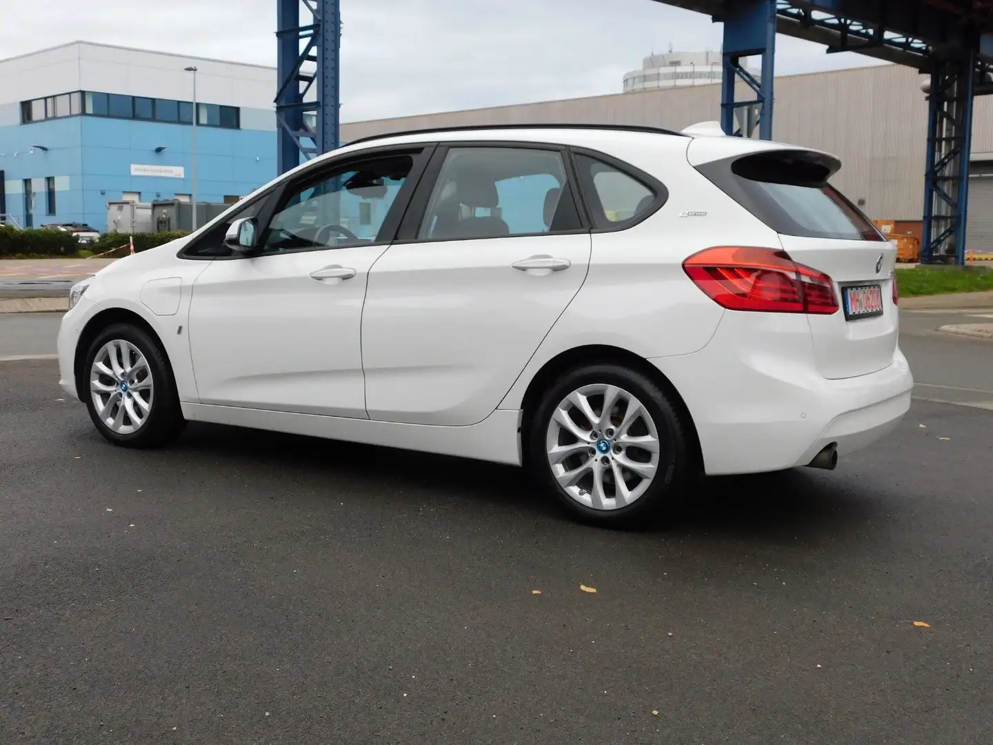 BMW 225 Active Tourer 225 xe Advantage Blanc - 2