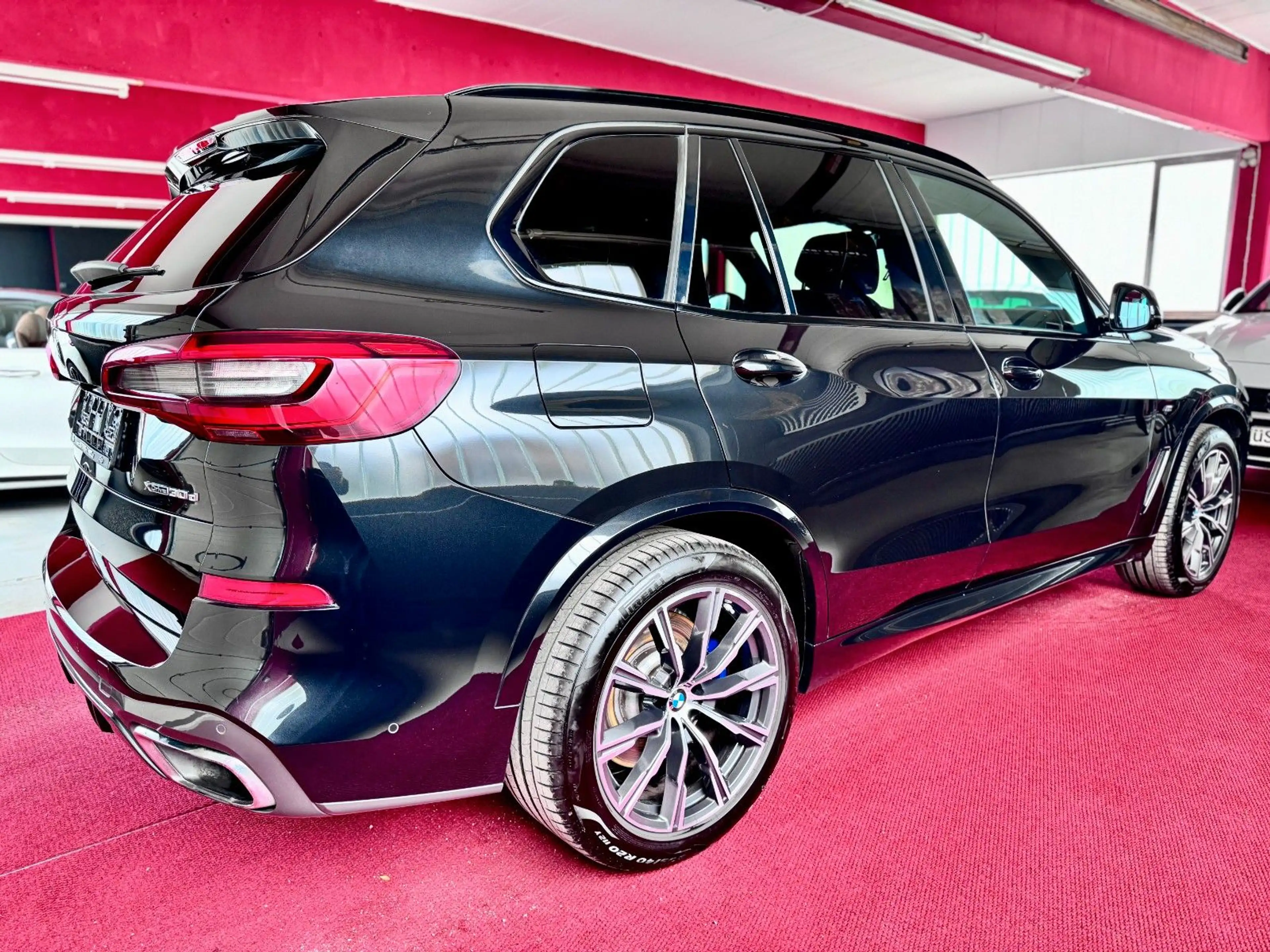 BMW X5 30d M Sport Individual DrivingAssist 360° — photo 6