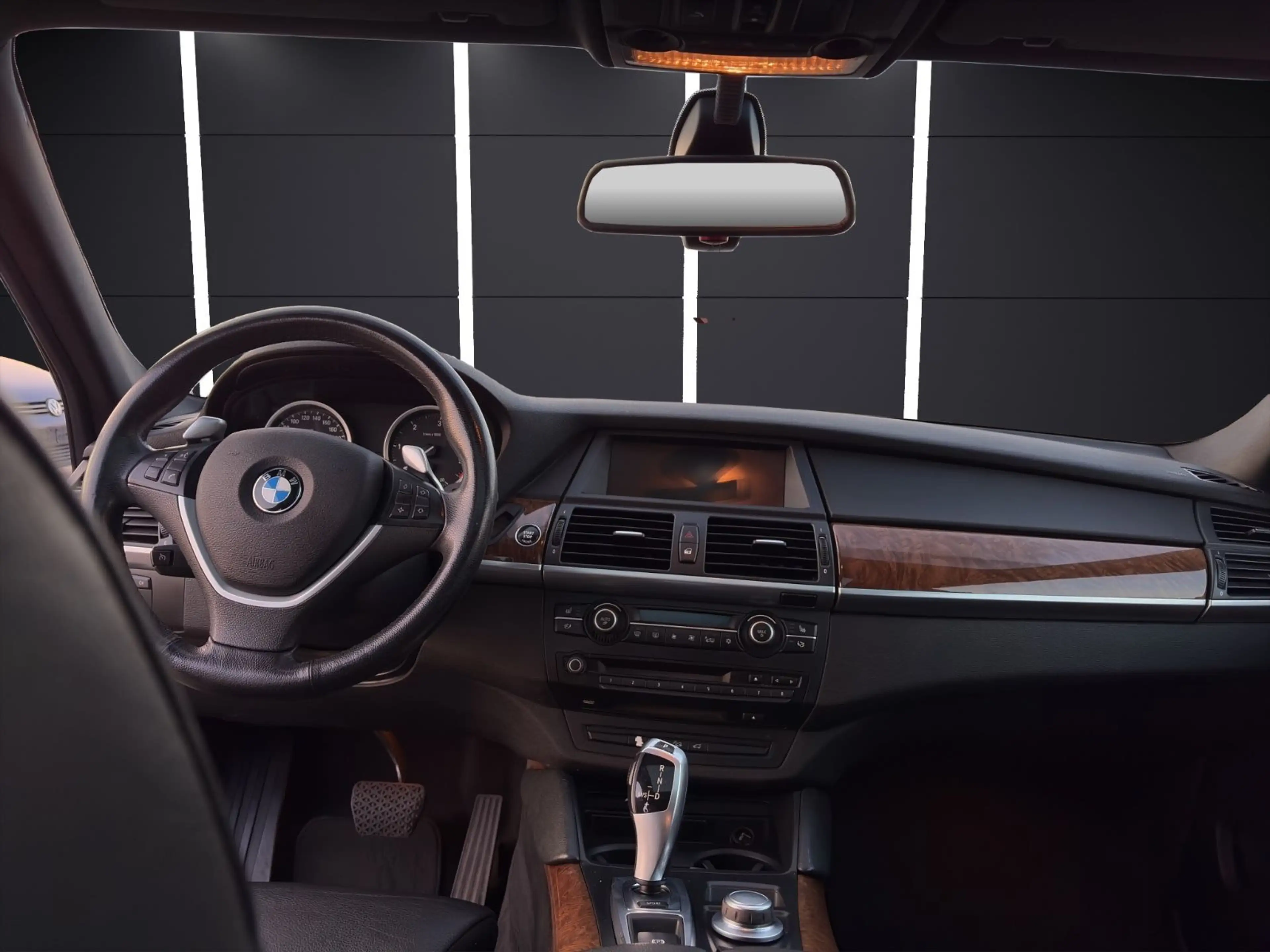 BMW X6 xDrive 35 d — photo 9