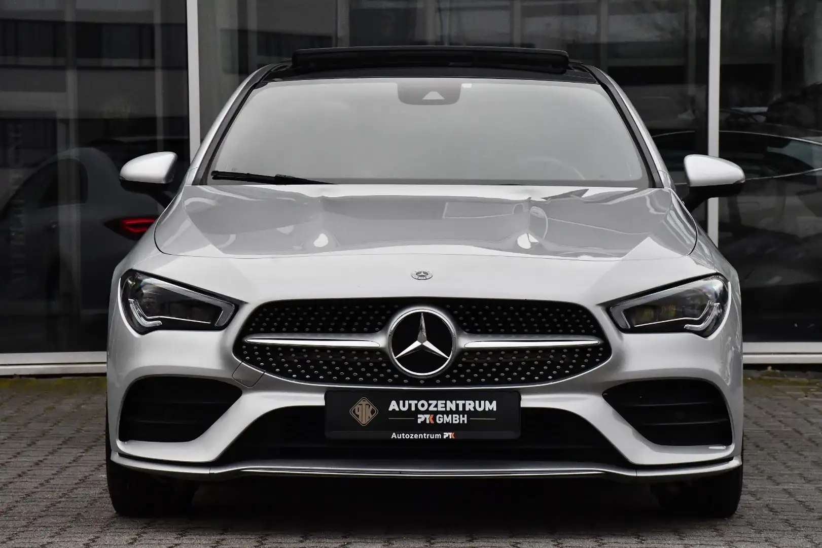 Mercedes-Benz CLA 200 AMG line MultiBeam LED Pano Burmester Silber - 2