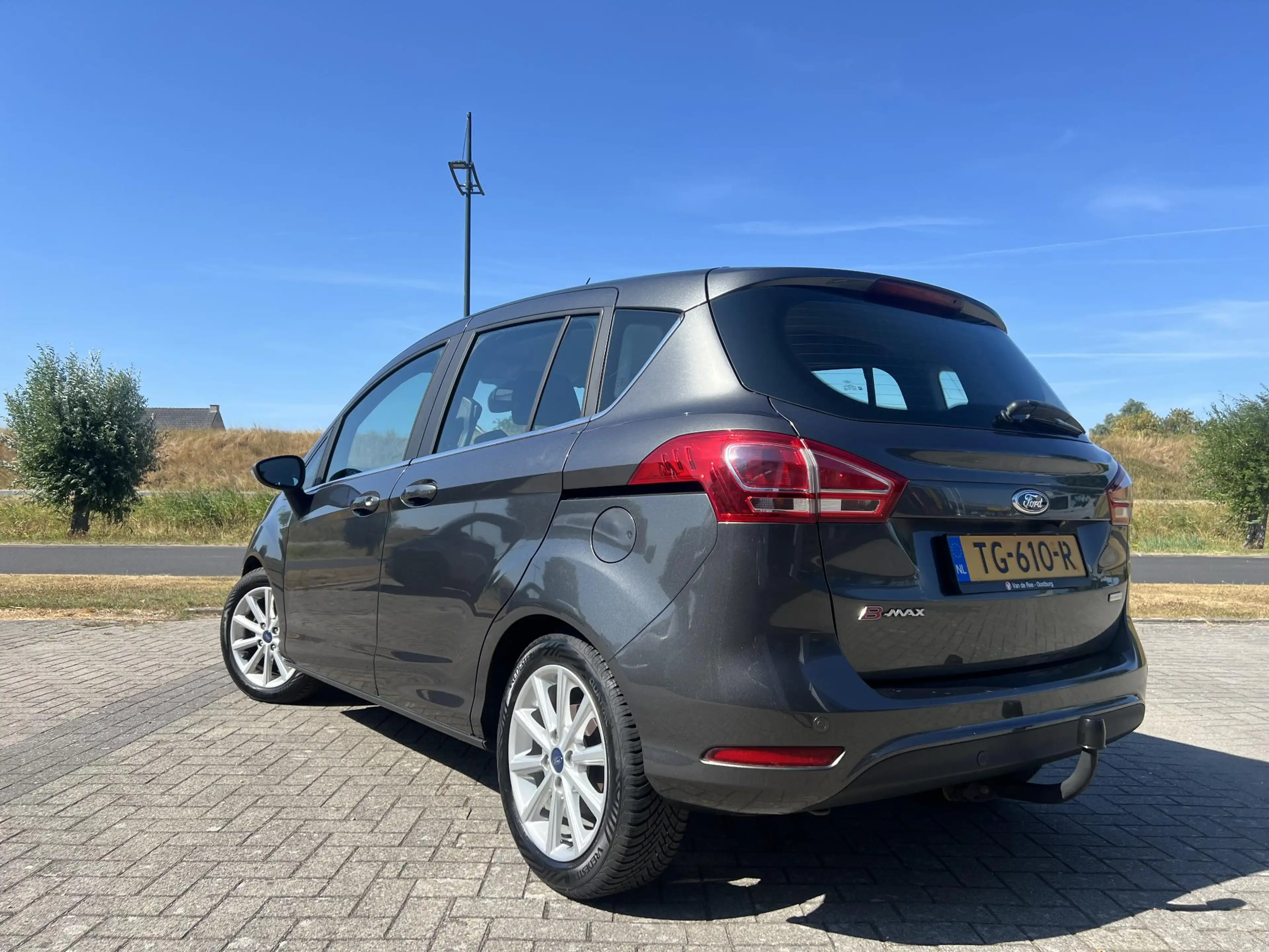 Ford B-Max 1.0 EcoBoost Titanium — photo 7