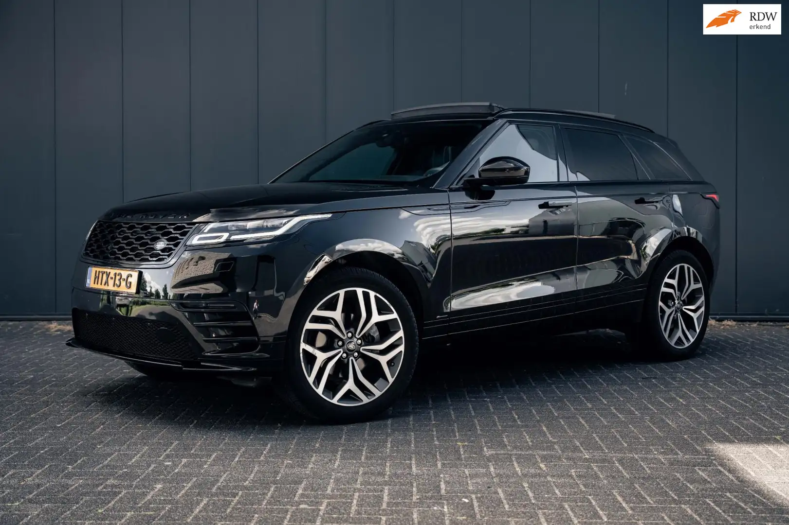 Land Rover Range Rover Velar 2.0 P250 Turbo AWD R-Dynamic HSE Black Edition Zwart - 1