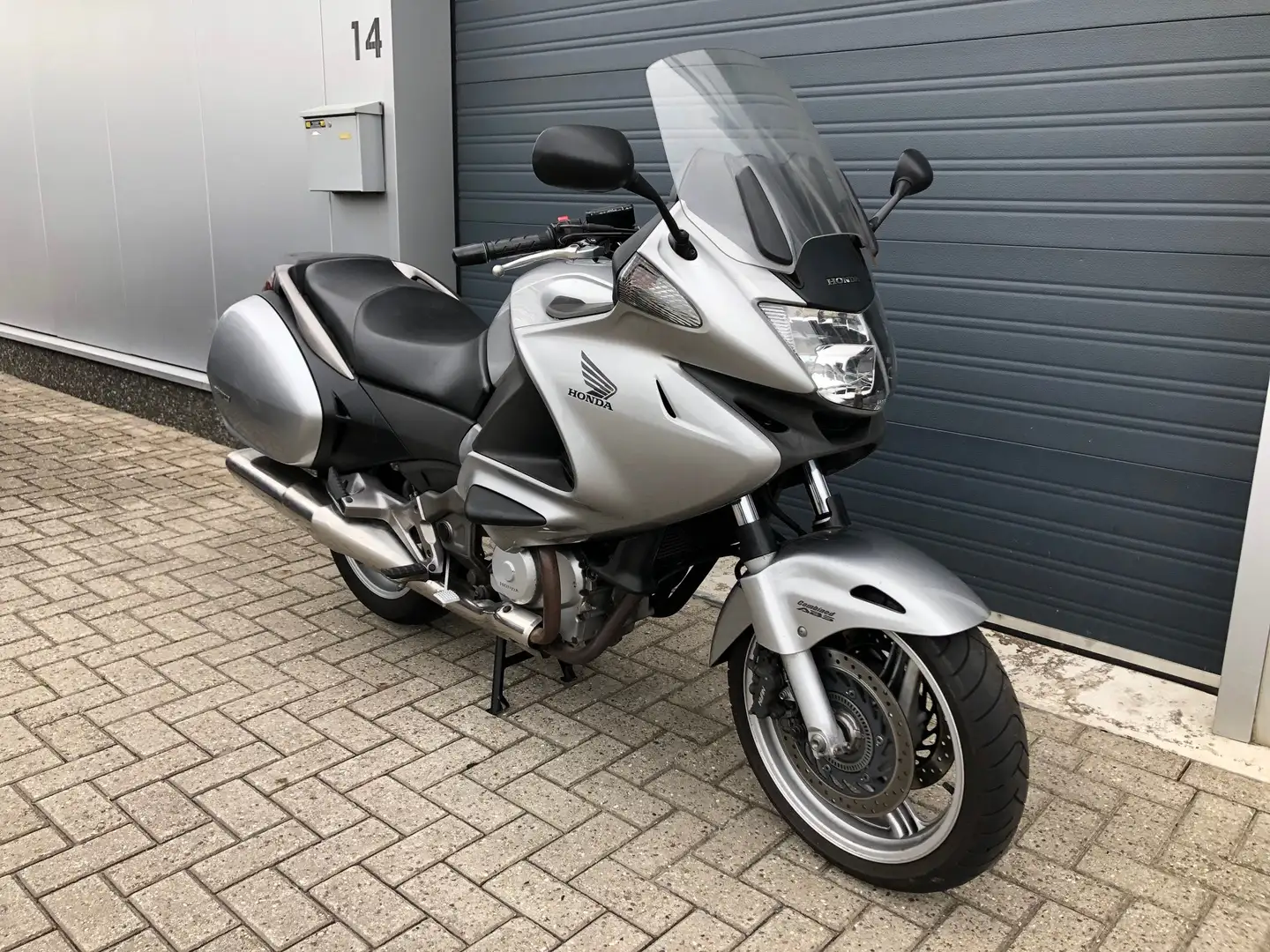 Honda NT 700 NT 700 Deauville ABS Argent - 2