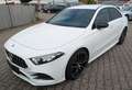 Mercedes-Benz A 200 d Lim. AMG/Sportpaket/Line Weiß - thumbnail 3
