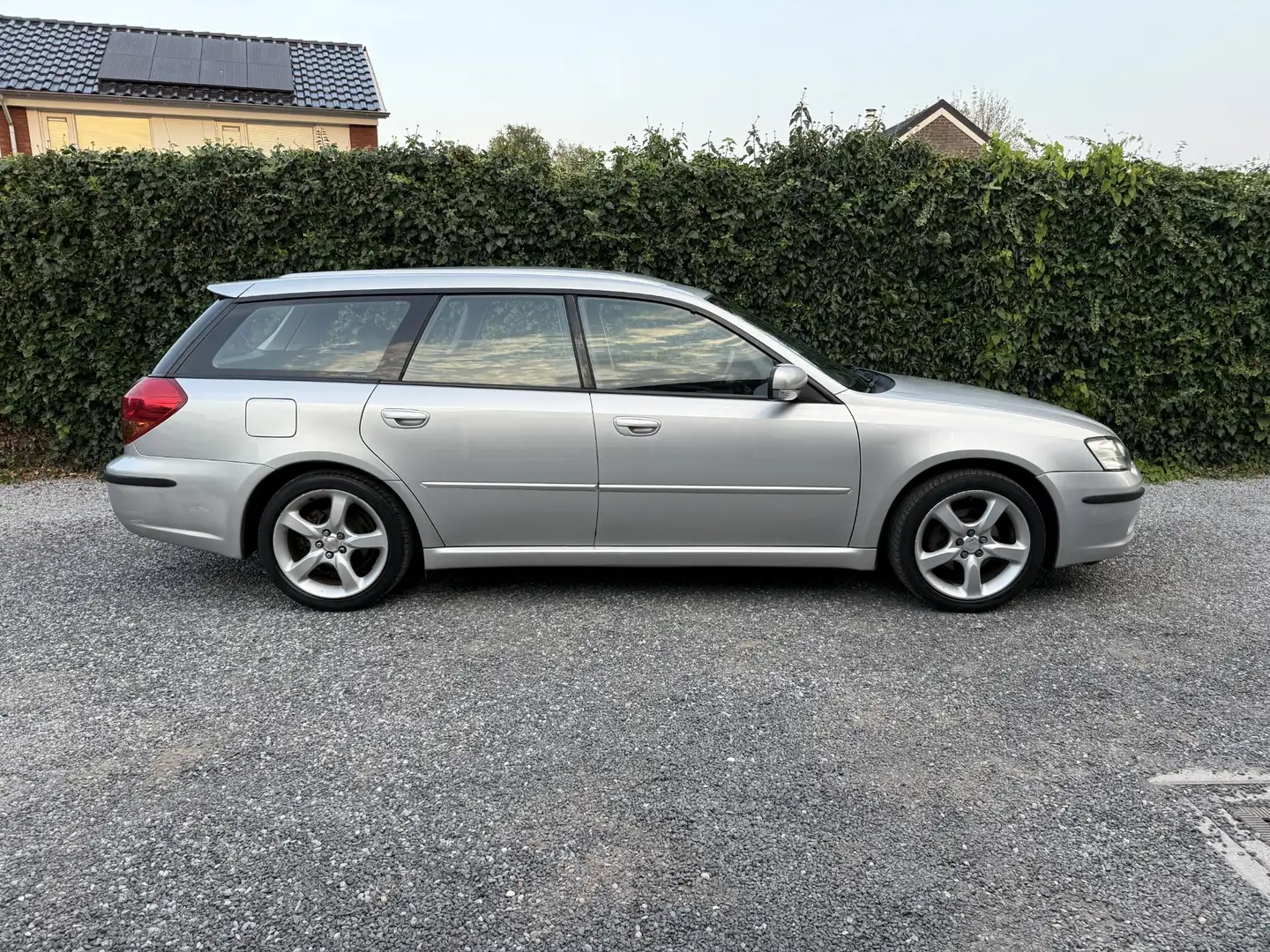 Subaru Legacy Touring Wagon 2.0R Comfort Automaat | Autom. Airco Gris - 2