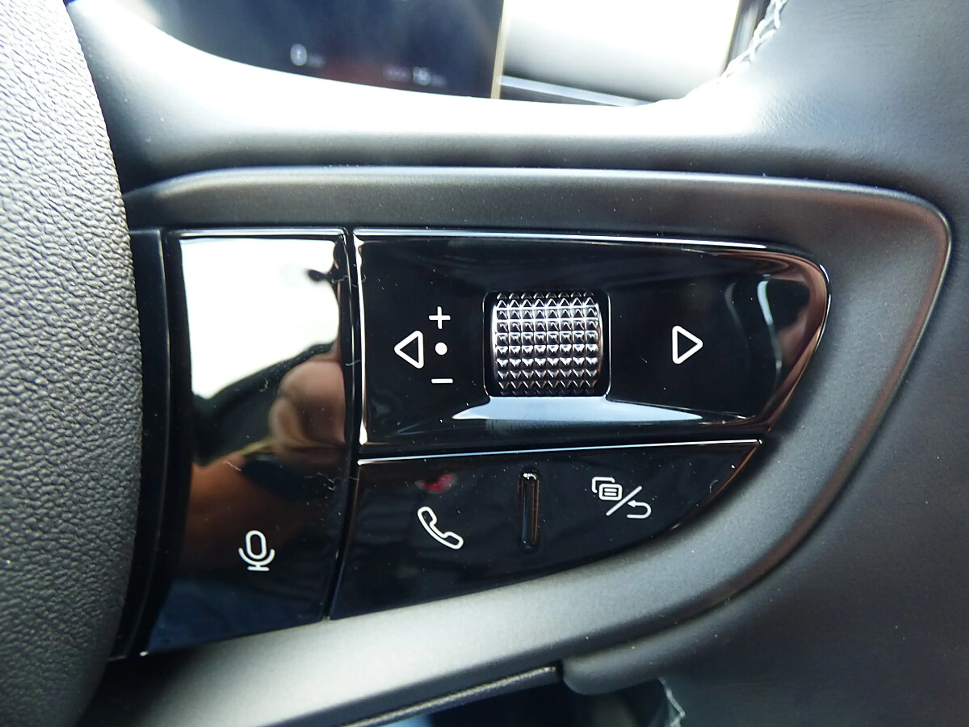 BYD Seal Design Österreich Paket 82.5 kWh MJ26 — photo 12