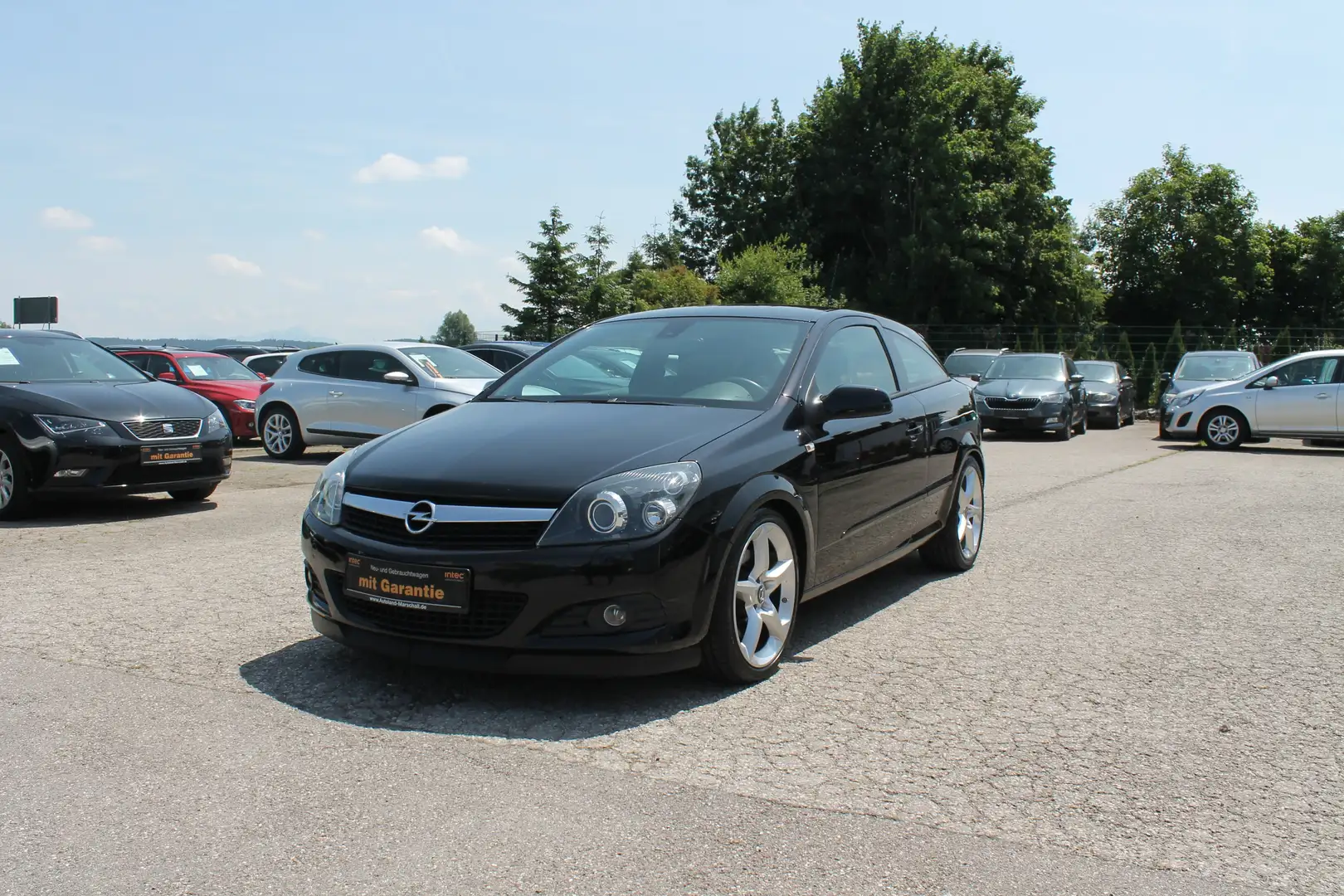 Opel Astra 1.6 TURBO RECARO KLIMA XENON PDC NAVI Schwarz - 1