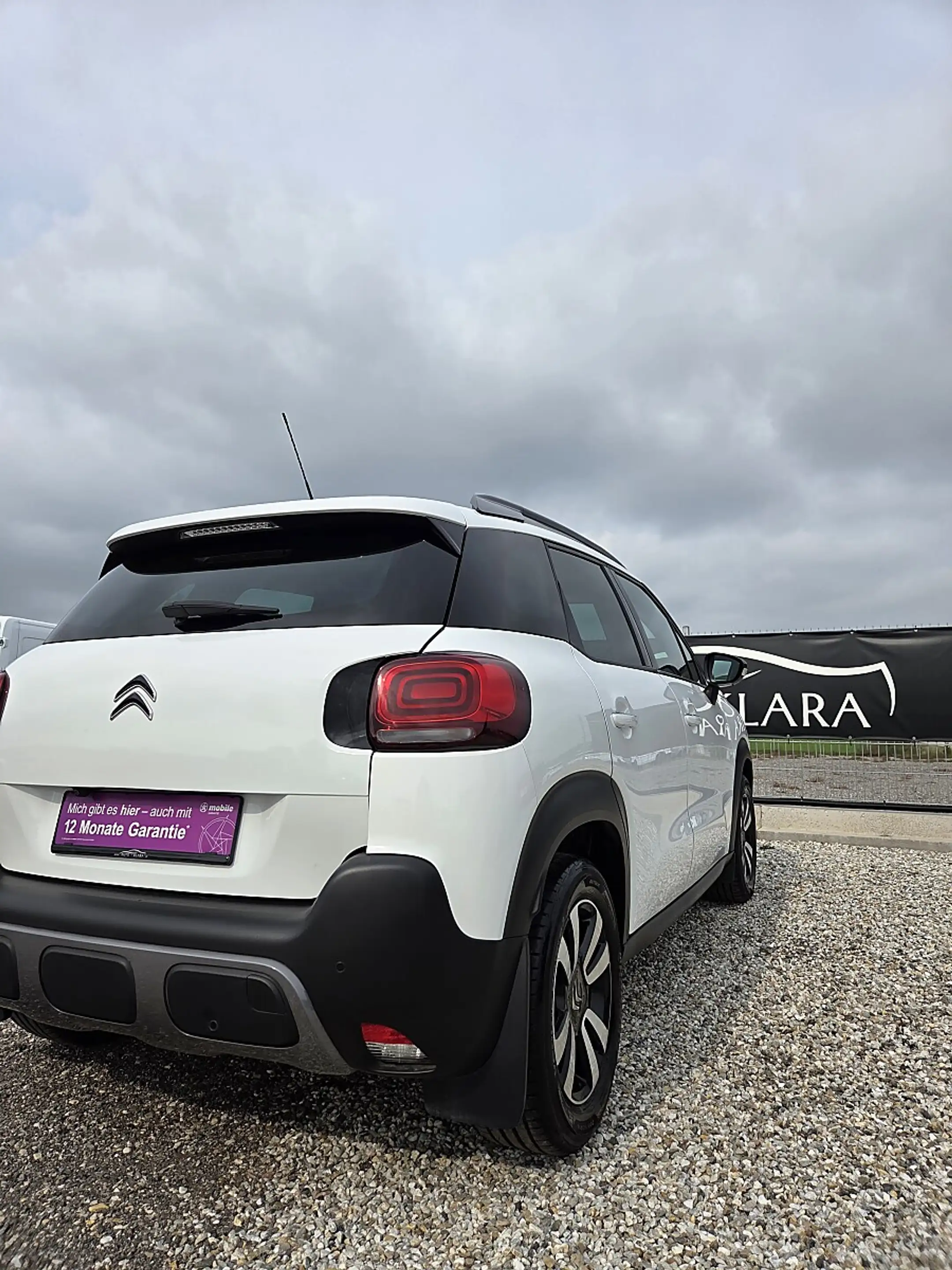 Citroen C3 Aircross 1.2 PureTech 110 Shine *erst 26.000km* Automati... — photo 9