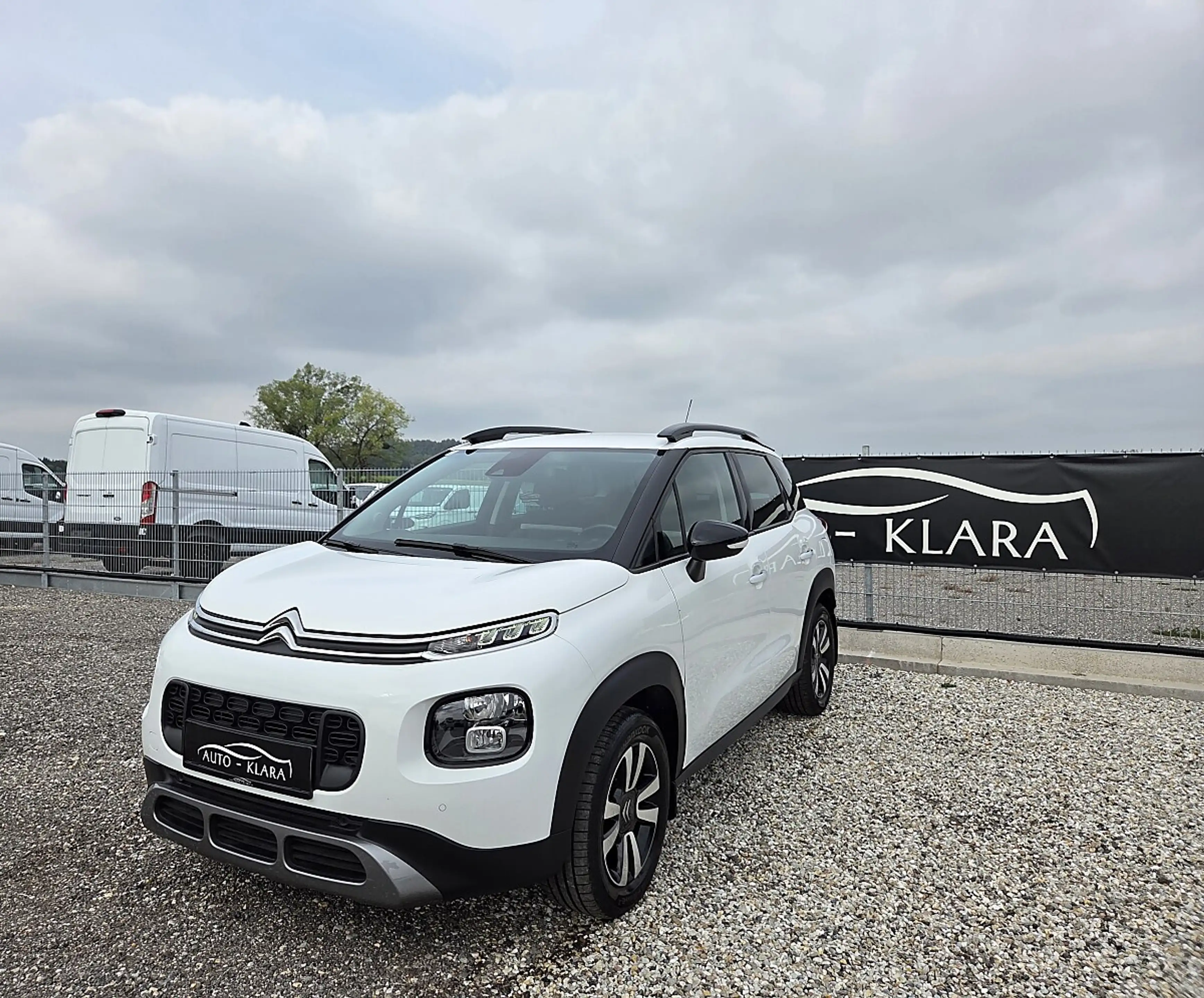 Citroen C3 Aircross 1.2 PureTech 110 Shine *erst 26.000km* Automati...