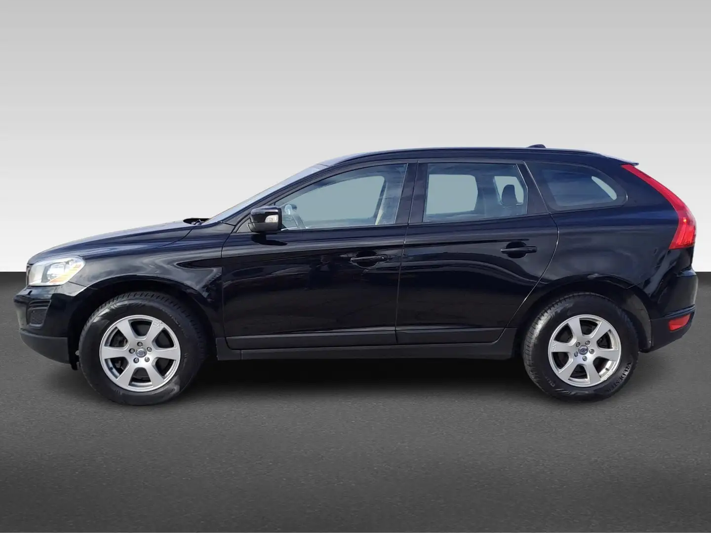 Volvo XC60 T5 240pk Powershift FWD Automaat R-Design Noir - 2