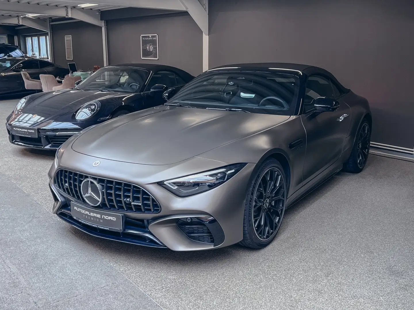 Mercedes-Benz SL 43 AMG V8-Styling-Paket+Premium Paket+ Gri - 2