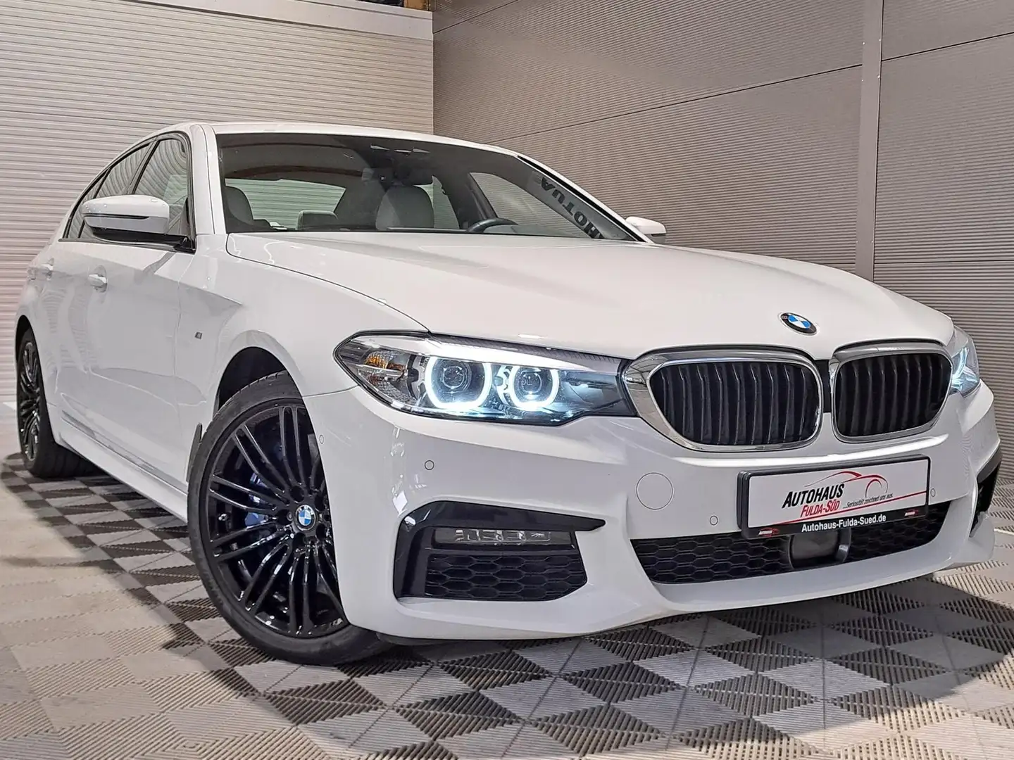 BMW 540 i xDrive M Sport°ACC°RFK°LED°Navi°Shzg°Klima Blanc - 1