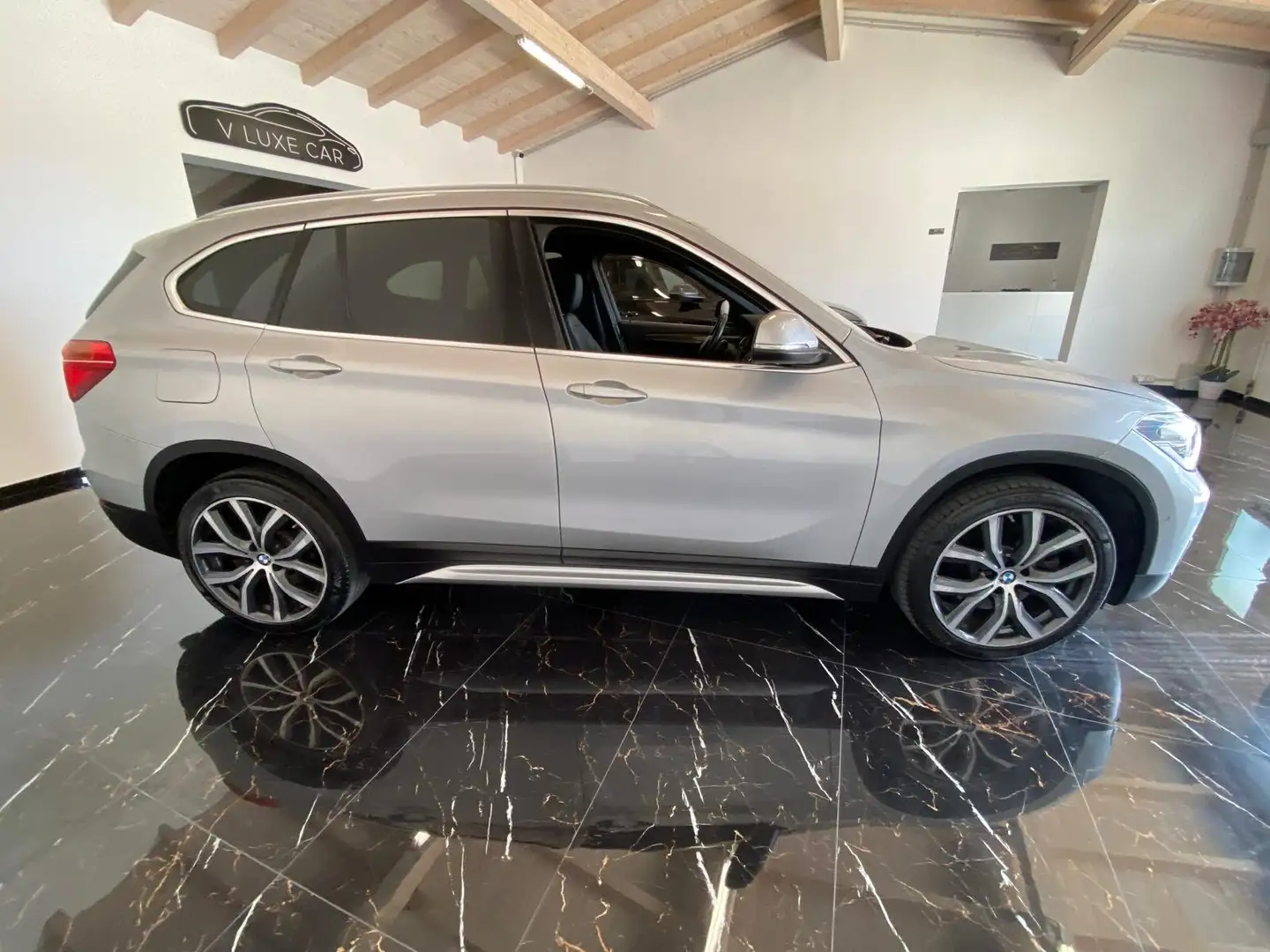 BMW X1 X1 xdrive20d Sport auto Gris - 2