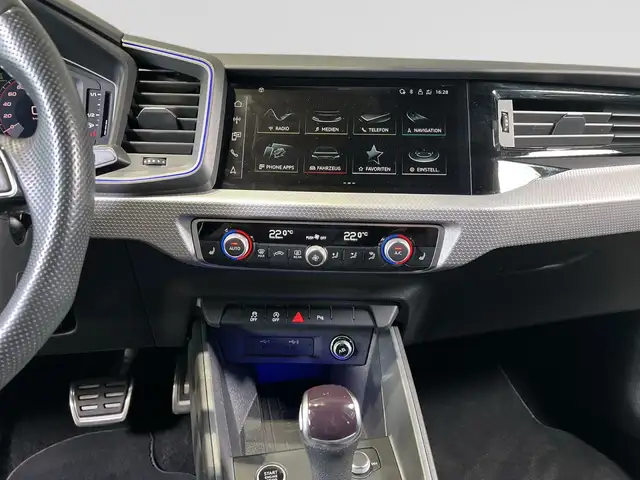Audi A1 view 12