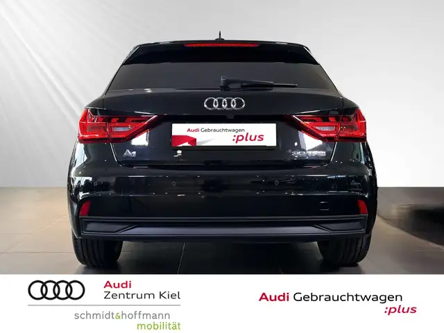 Audi A1 view 5