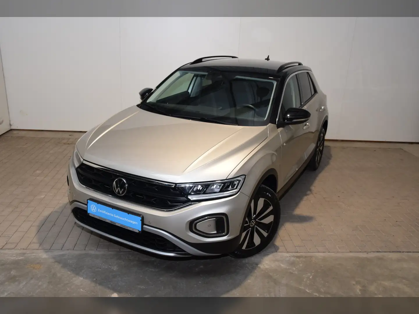 Volkswagen T-Roc TSI Move LED, Navi Silber - 2