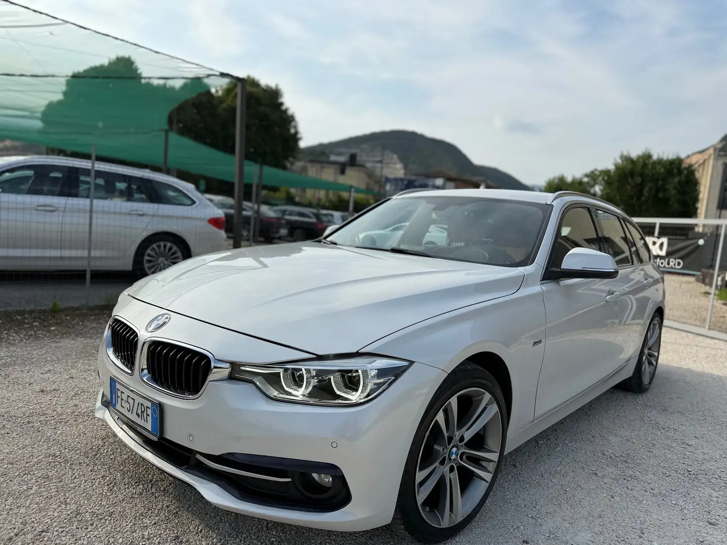 BMW 320 320d Touring Sport 190cv  Navi+Led+Pelle Euro6b Bianco - 1