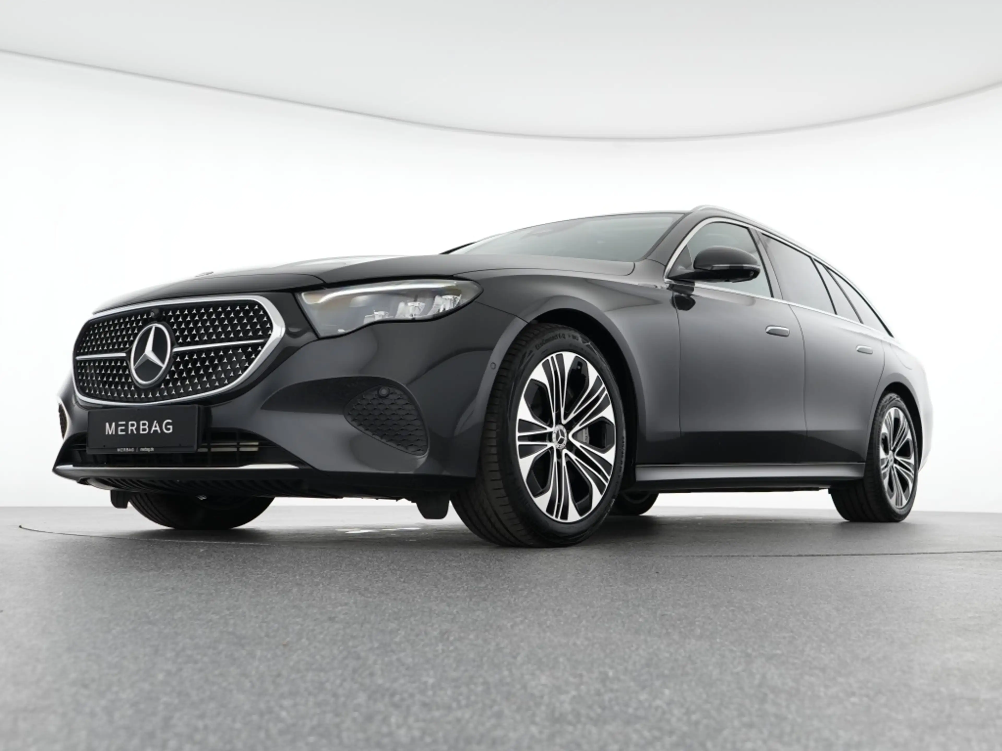 Mercedes-Benz E 300 e T Avantgarde Advanced 360° AHK Winter — photo 8