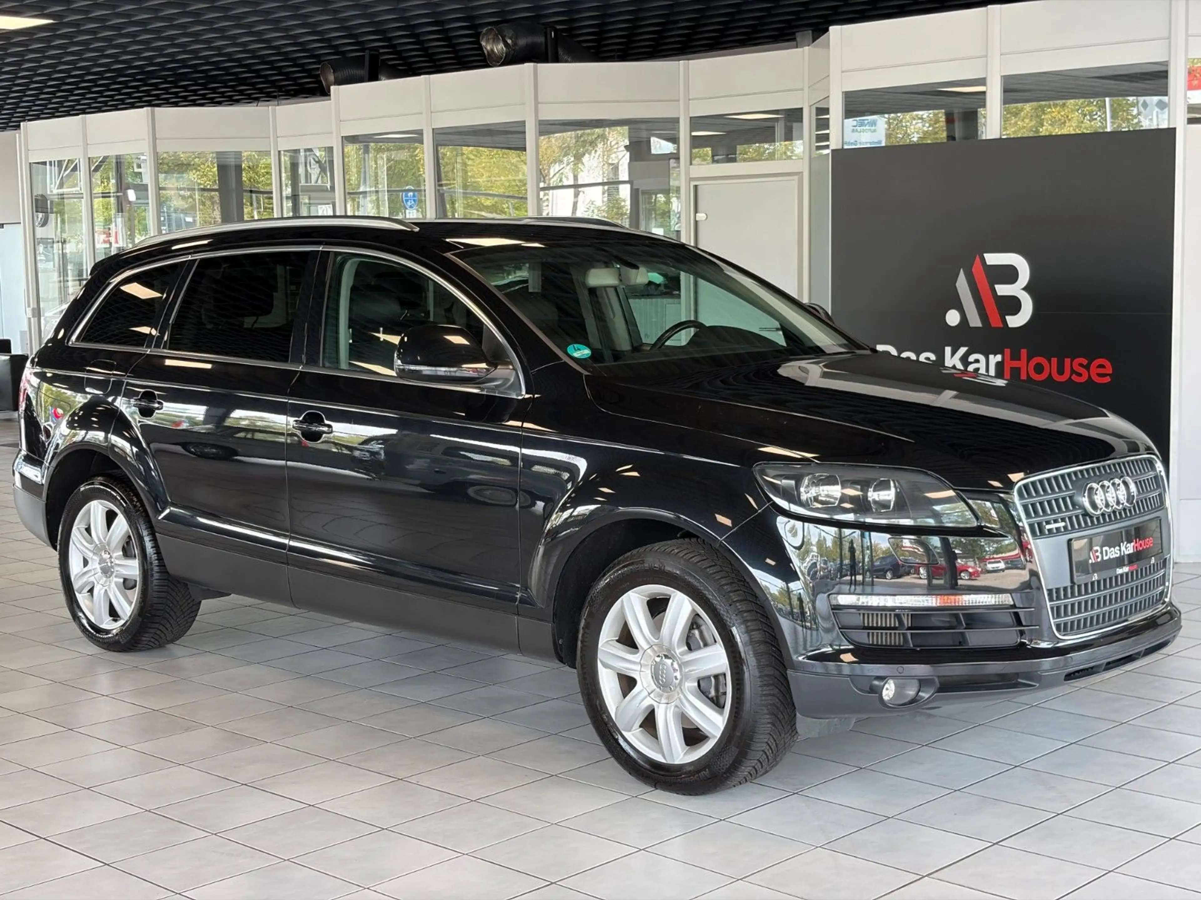Audi Q7 3.0 TDI quattro · 1 Hand · 7 Sitzer · AHK