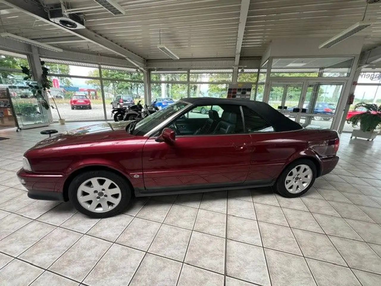 Audi Cabriolet 2.6 Top Zustand!, foto 4