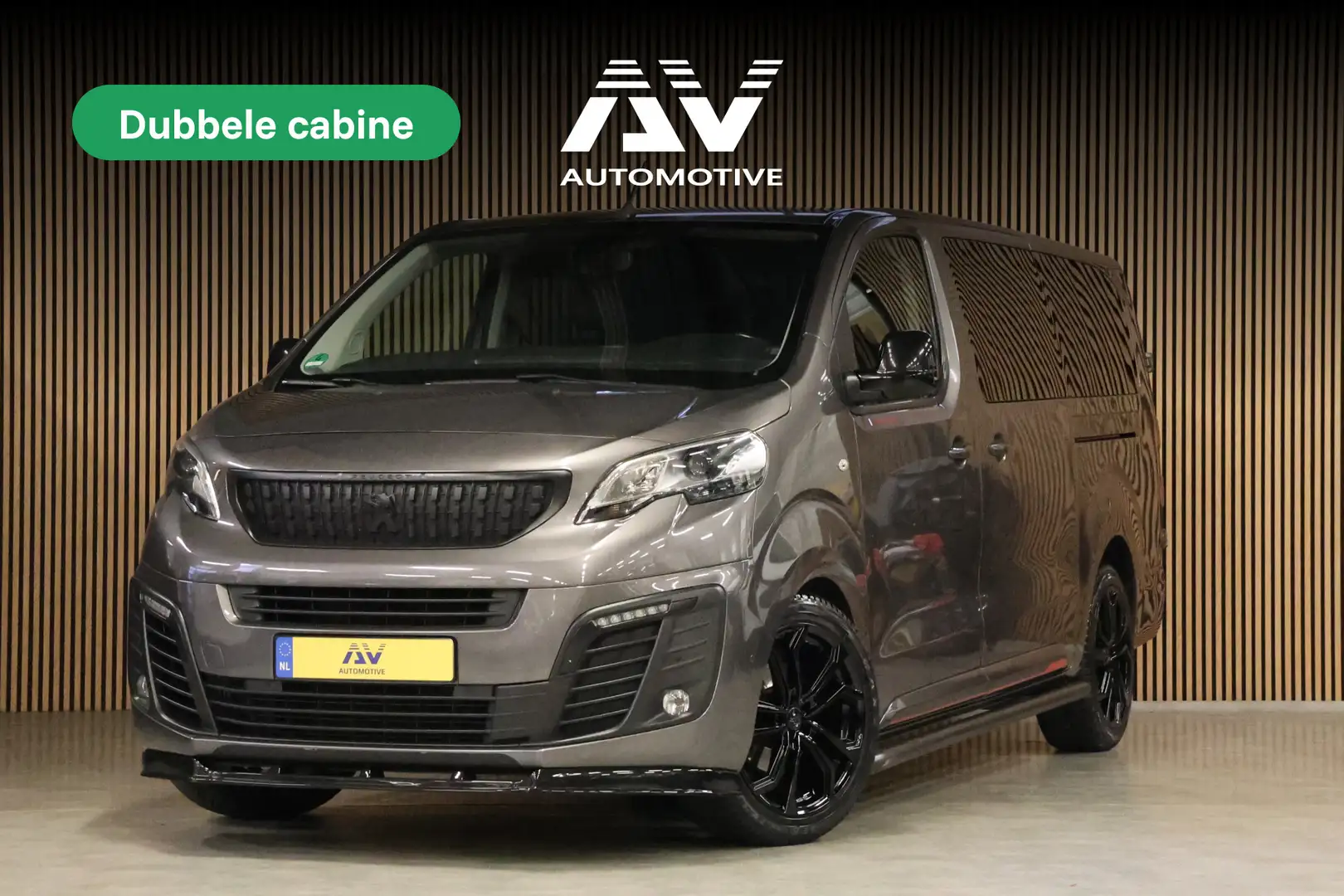 Peugeot Expert 2.0 BlueHDI 180 XL L3H1 DC | Dubbel Cabine | Sport Grijs - 1