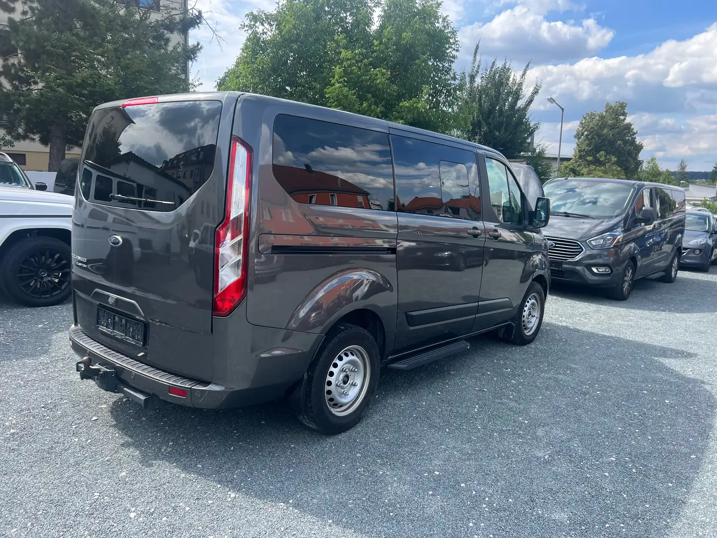 Ford Transit Custom 320 L2 Tourneo Trend 9 Sitzer Automatik Lang Gris - 2