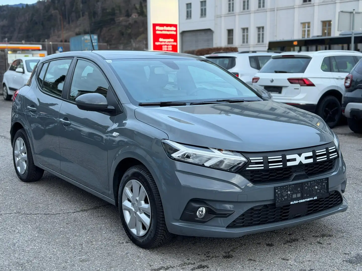 Dacia Sandero Benzin 1.Besitz Navi Grau - 1
