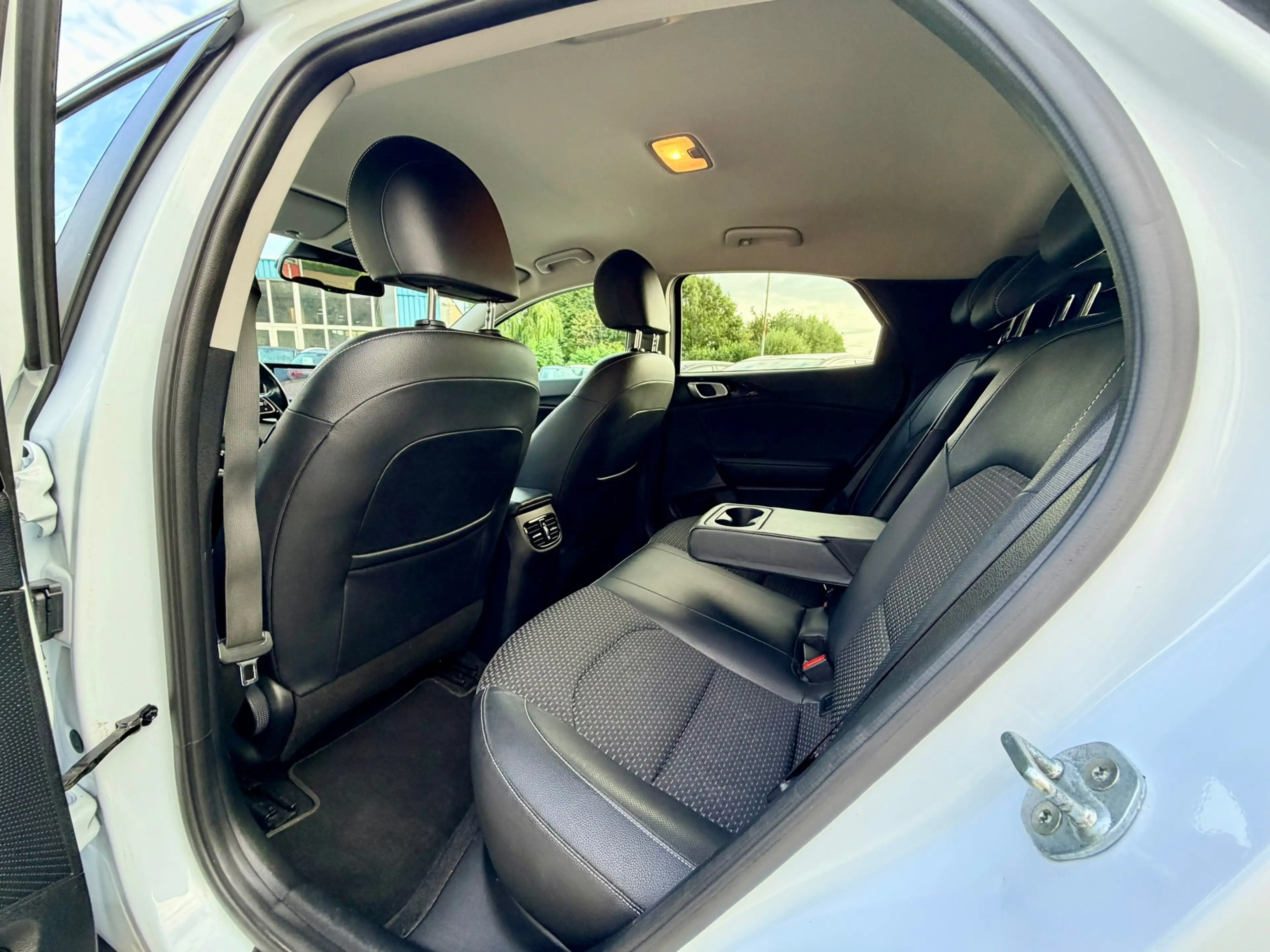 Kia XCeed 1.5 T-GDI MHEV DynamicPlusLine Clima Carplay Stoel — photo 33
