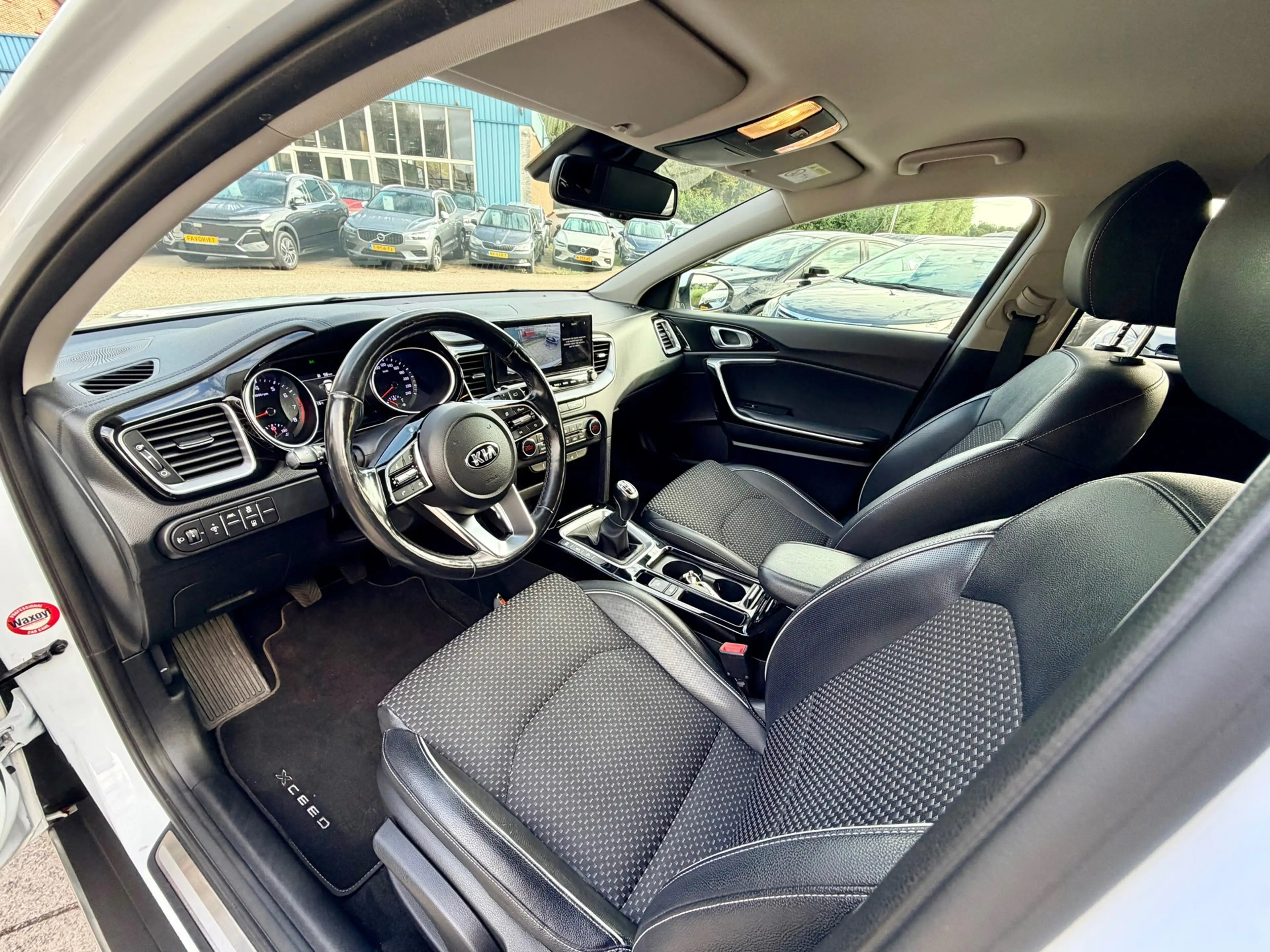 Kia XCeed 1.5 T-GDI MHEV DynamicPlusLine Clima Carplay Stoel — photo 36