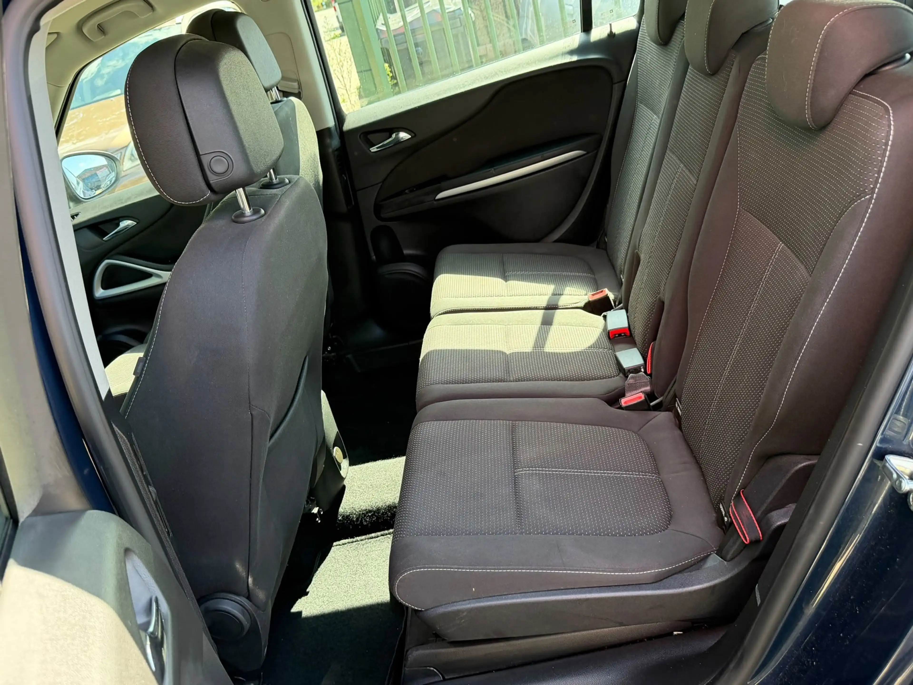 Opel Zafira Tourer 1.4 Edition Airco cruis control parkeer sensor ele — photo 14