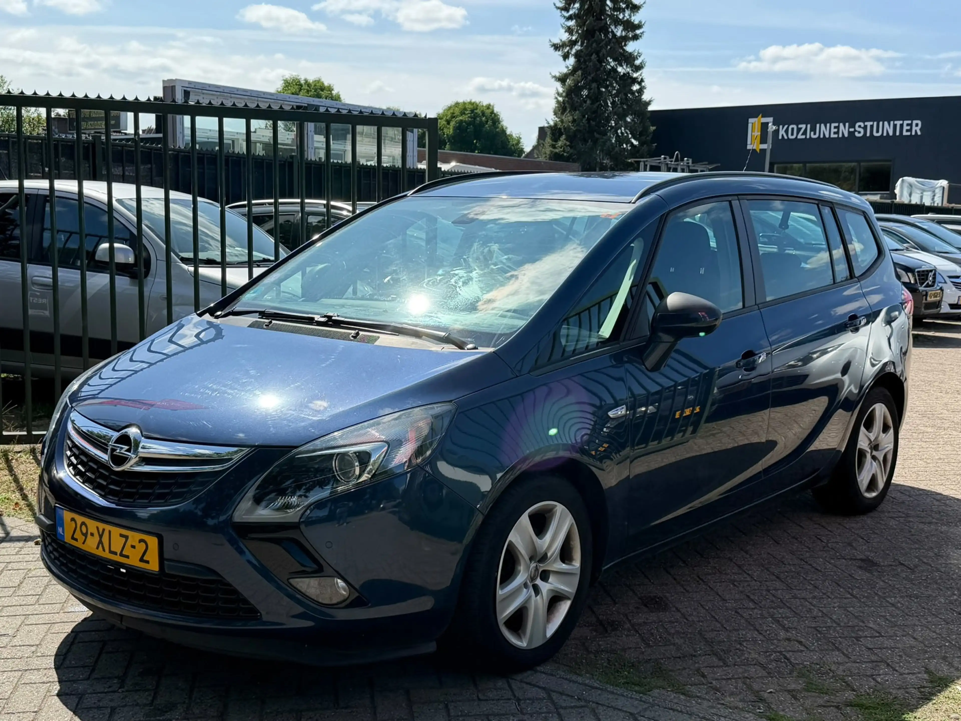 Opel Zafira Tourer 1.4 Edition Airco cruis control parkeer sensor ele — photo 2