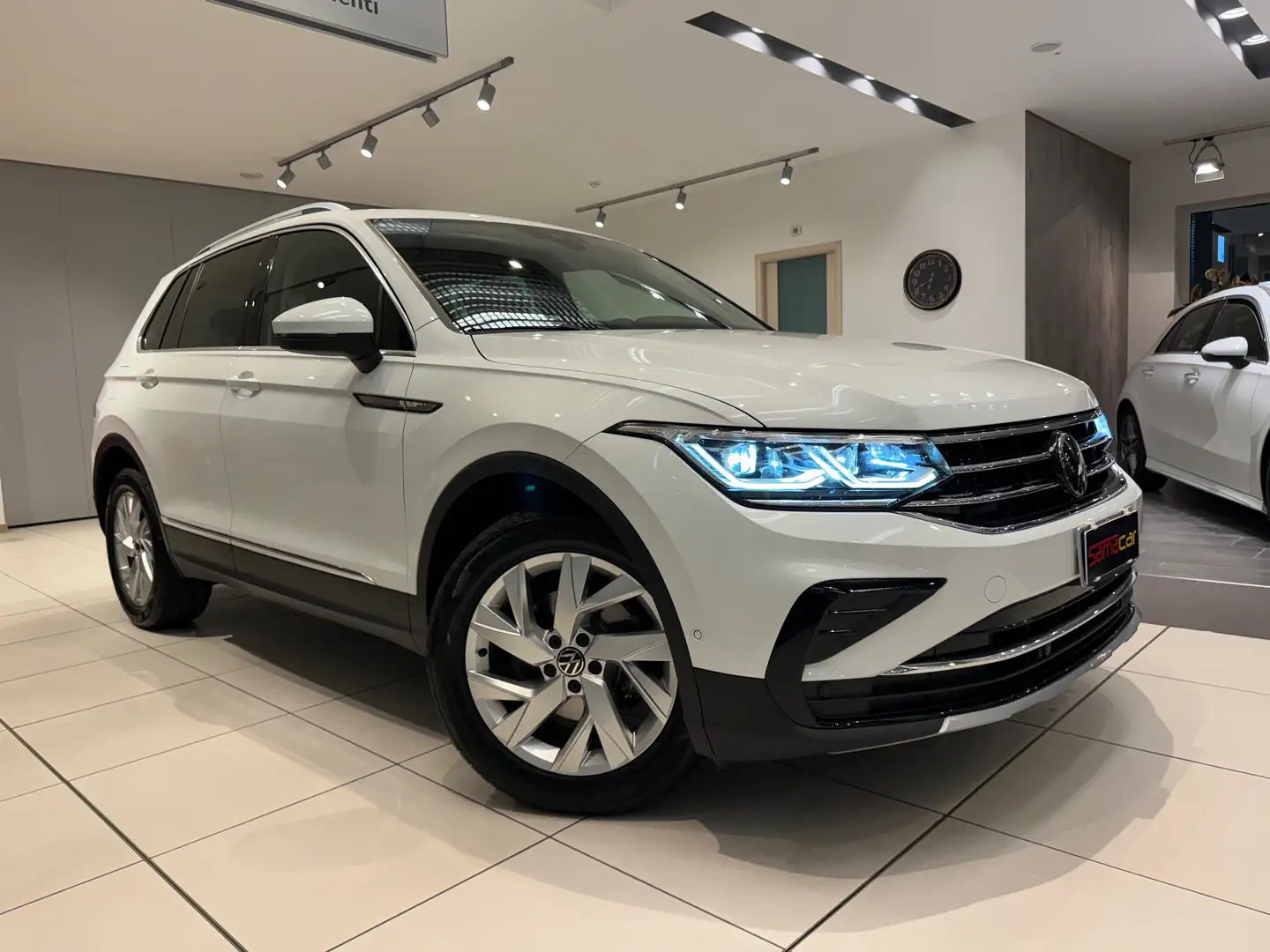 Volkswagen Tiguan 2.0 tdi Elegance 150cv dsg LED,ACC,KEYLESS,TELECAM Bianco - 1