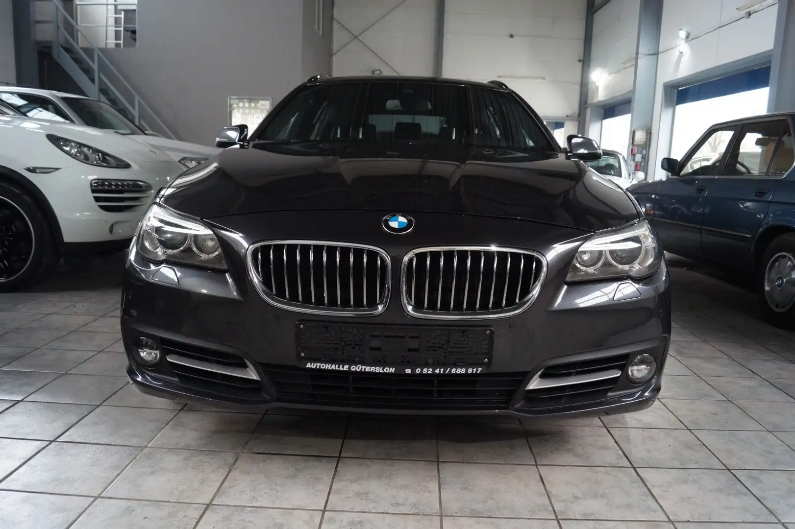 BMW 520 d Touring*Leder*Head up*AHK*PDC*SH* Gris - 2