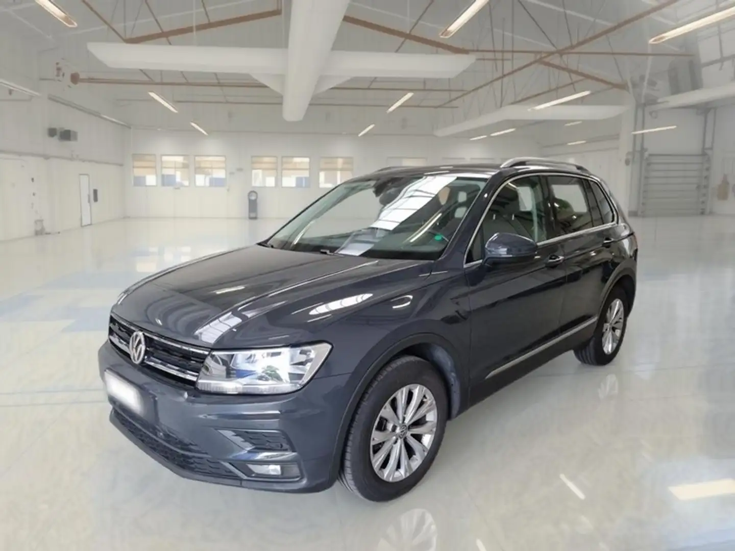 Volkswagen Tiguan 2.0 TDI SCR 110KW Business BMT DSG - 1