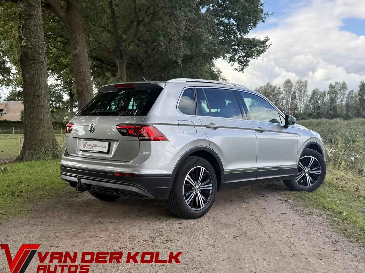 Volkswagen Tiguan 1.4 TSI Comfort&Design Edition Pano Navi Cruise Cl - 2