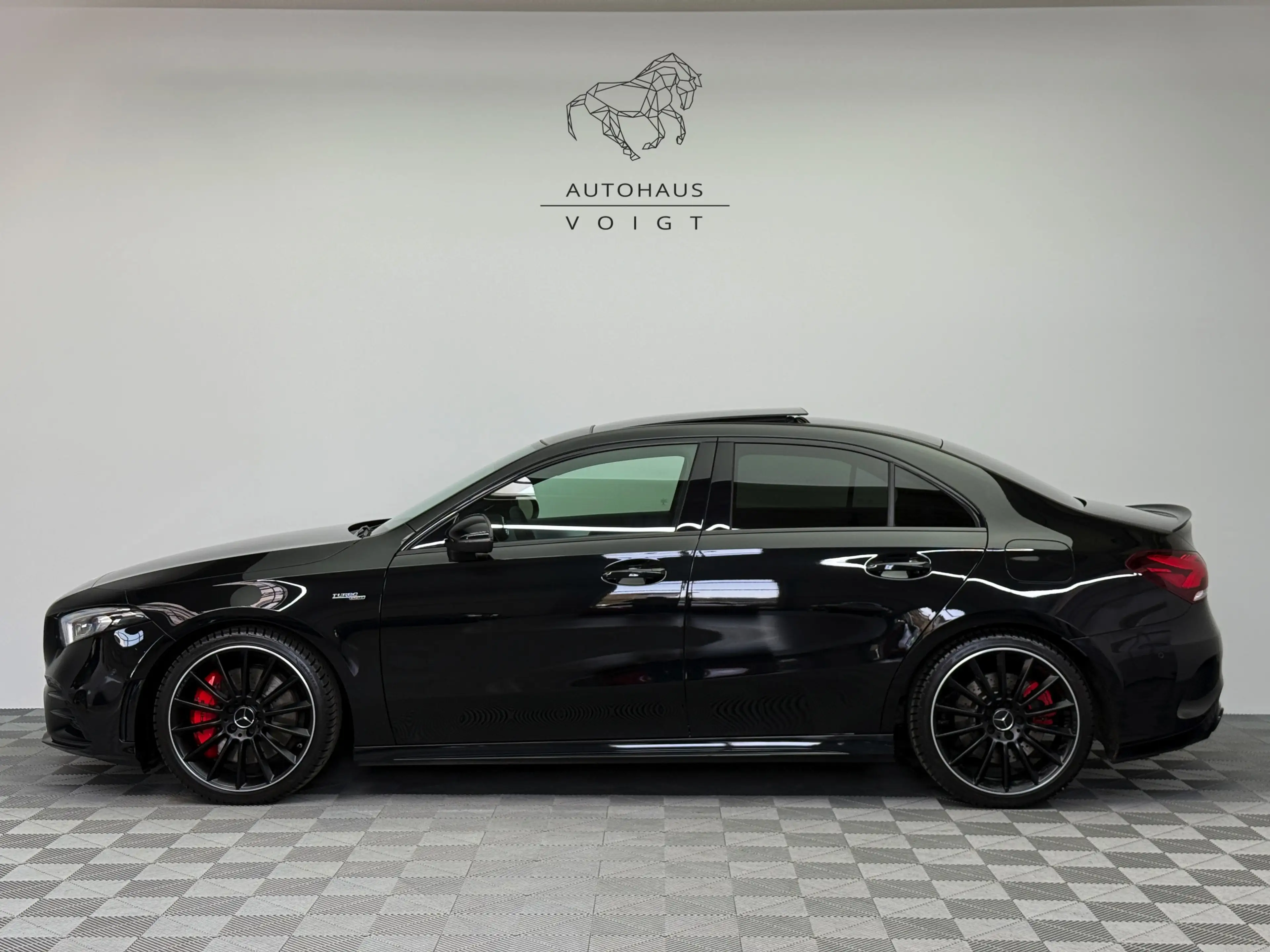 Mercedes-Benz A 35 AMG 4Matic|Schale|Pano|Burmaster|Night|DAB|