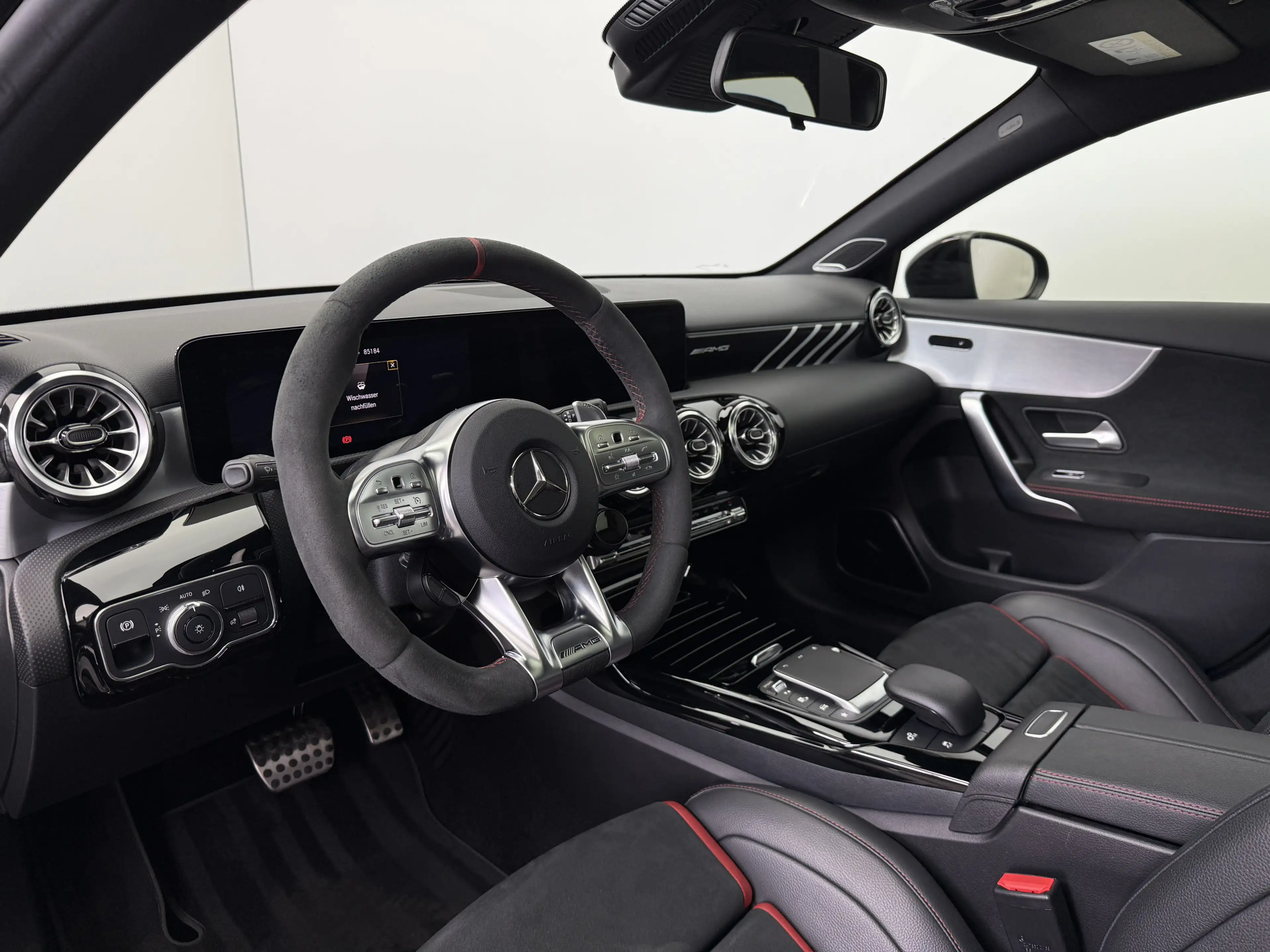 Mercedes-Benz A 35 AMG 4Matic|Schale|Pano|Burmaster|Night|DAB| — photo 9