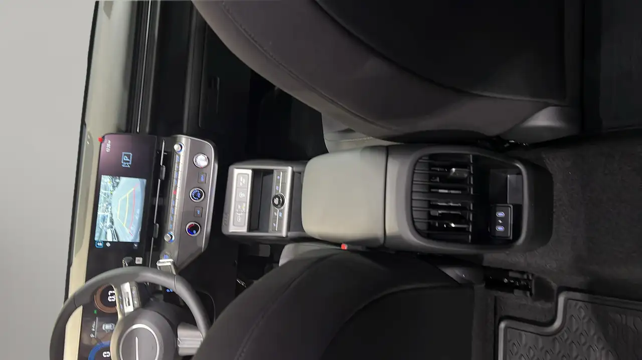 Hyundai KONA снимка Hyundai KONA