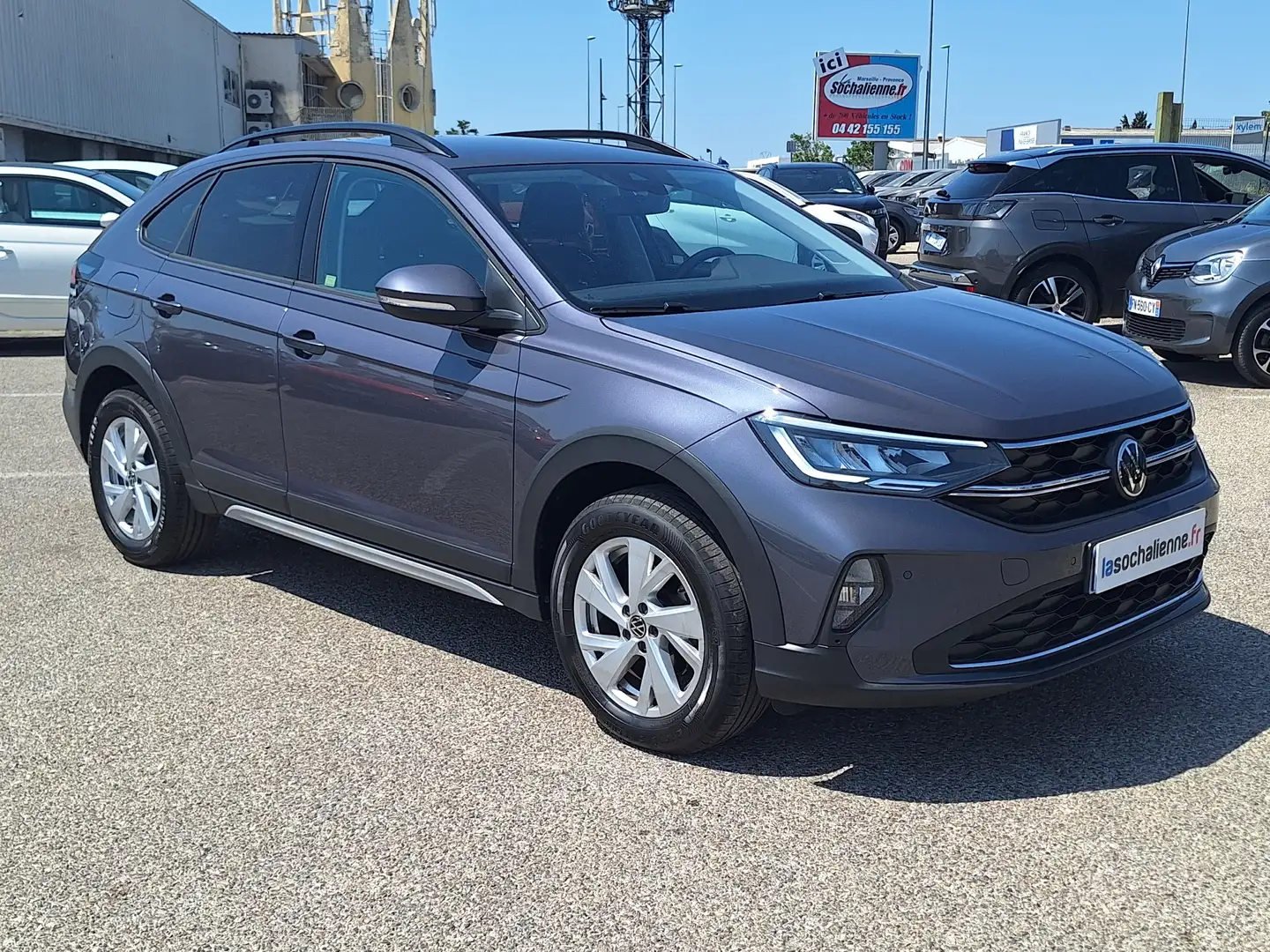 Volkswagen Taigo 1.0 TSI 95 BVM5 Life + clim auto + projecteurs anti-brouillards + peinture métallisée Gris - 2