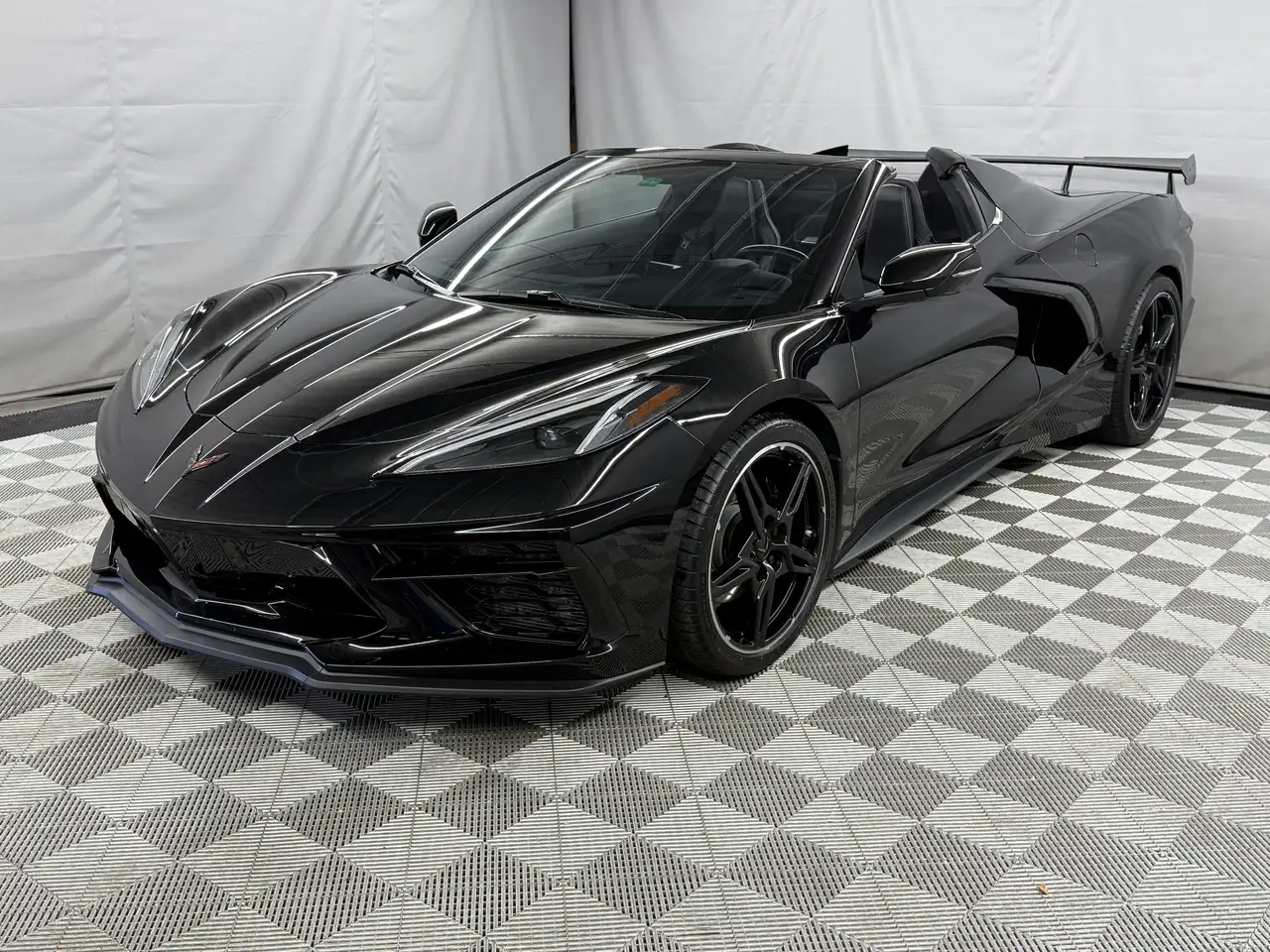 Chevrolet Corvette снимка Chevrolet Corvette