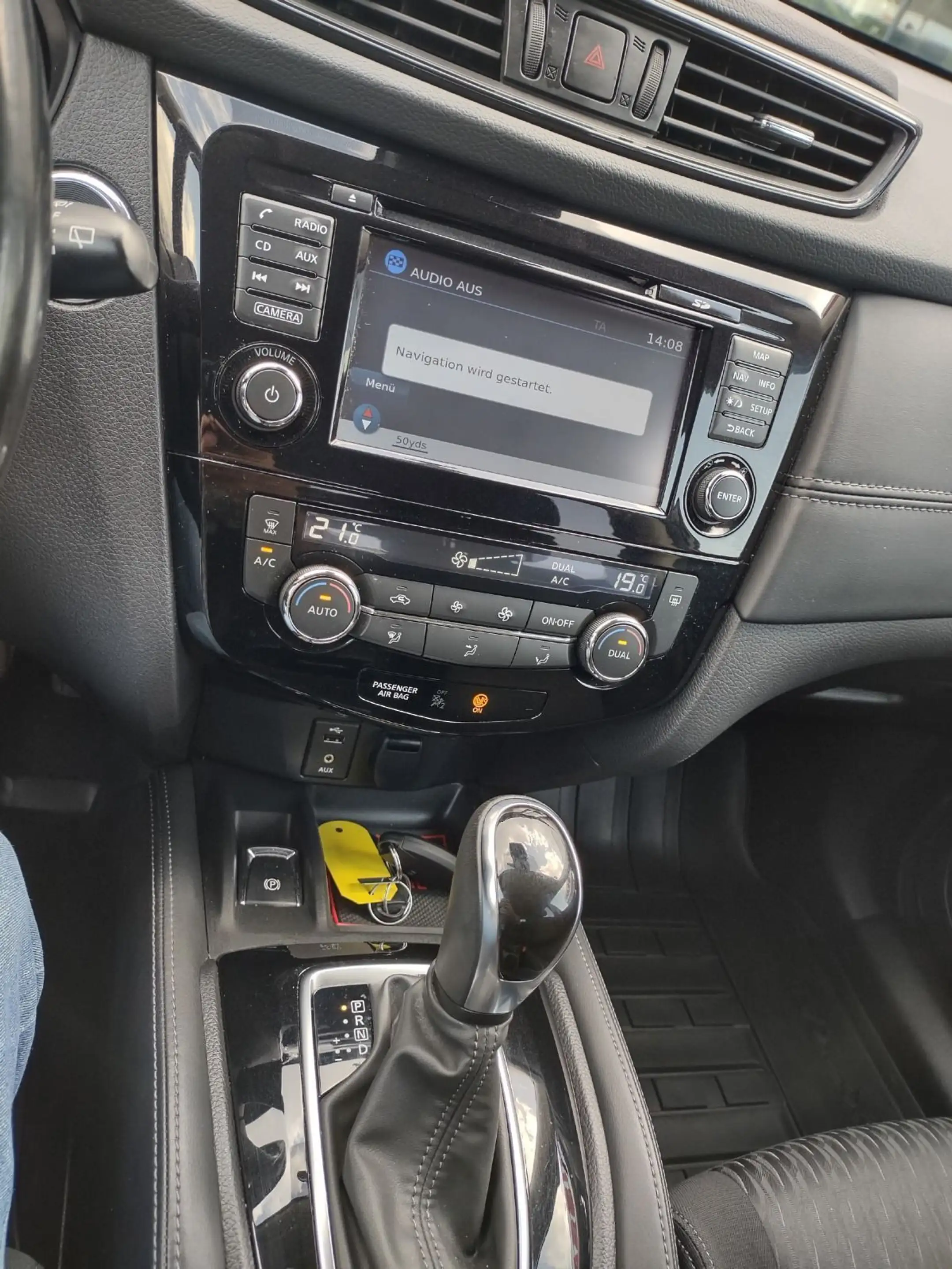 Nissan X-Trail N-Connecta 1.3DIG-T DCT NAVI / Kamera / — photo 15