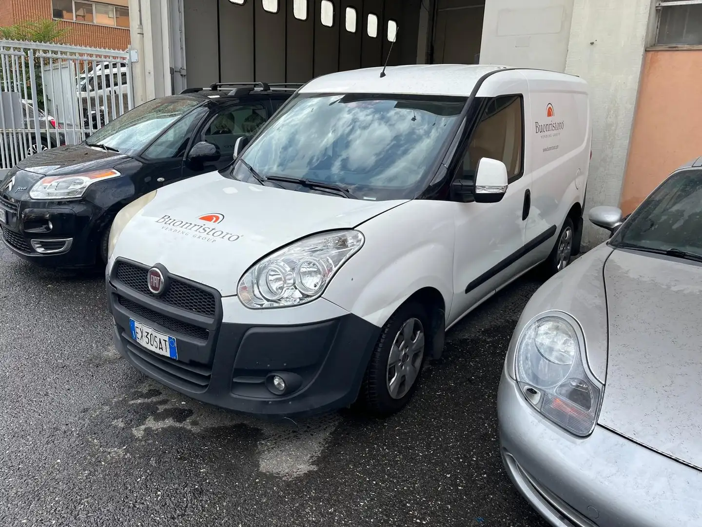 Fiat Doblo 1.6 mjt 16v 105cv MOTORE GUASTO Bílá - 1